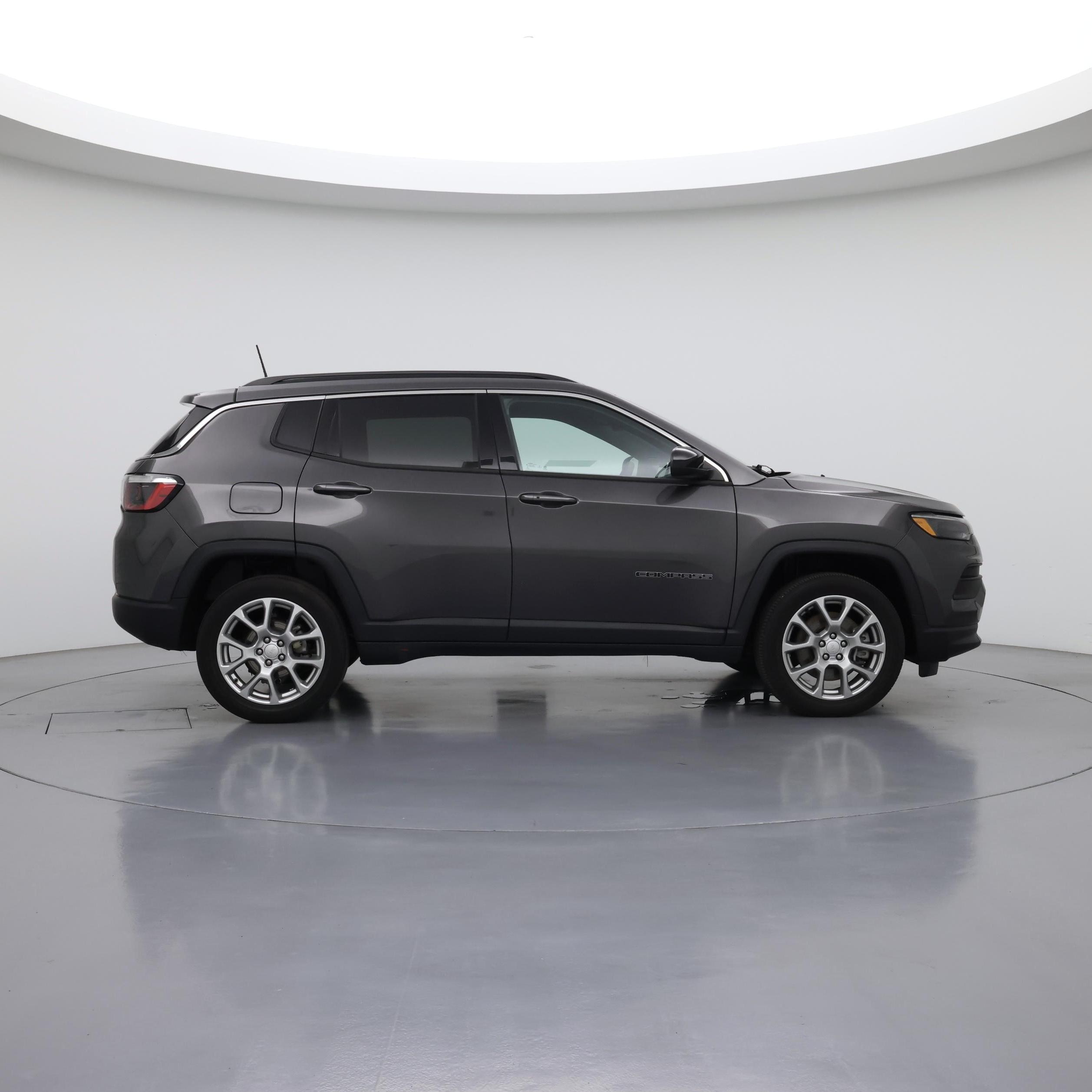 Thumbnail: 2023 Jeep Compass - 7