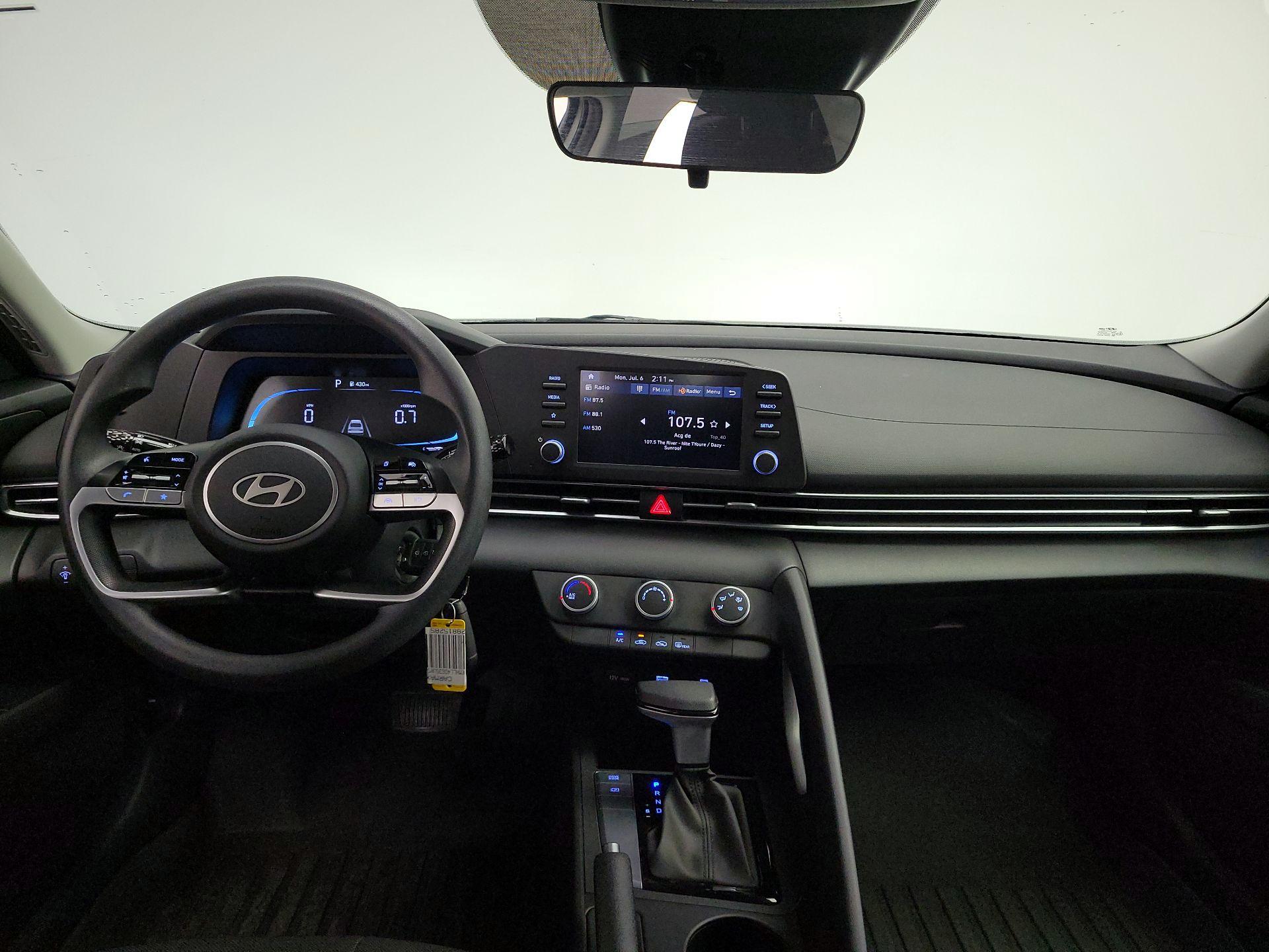 Thumbnail: 2025 Hyundai Elantra - 9