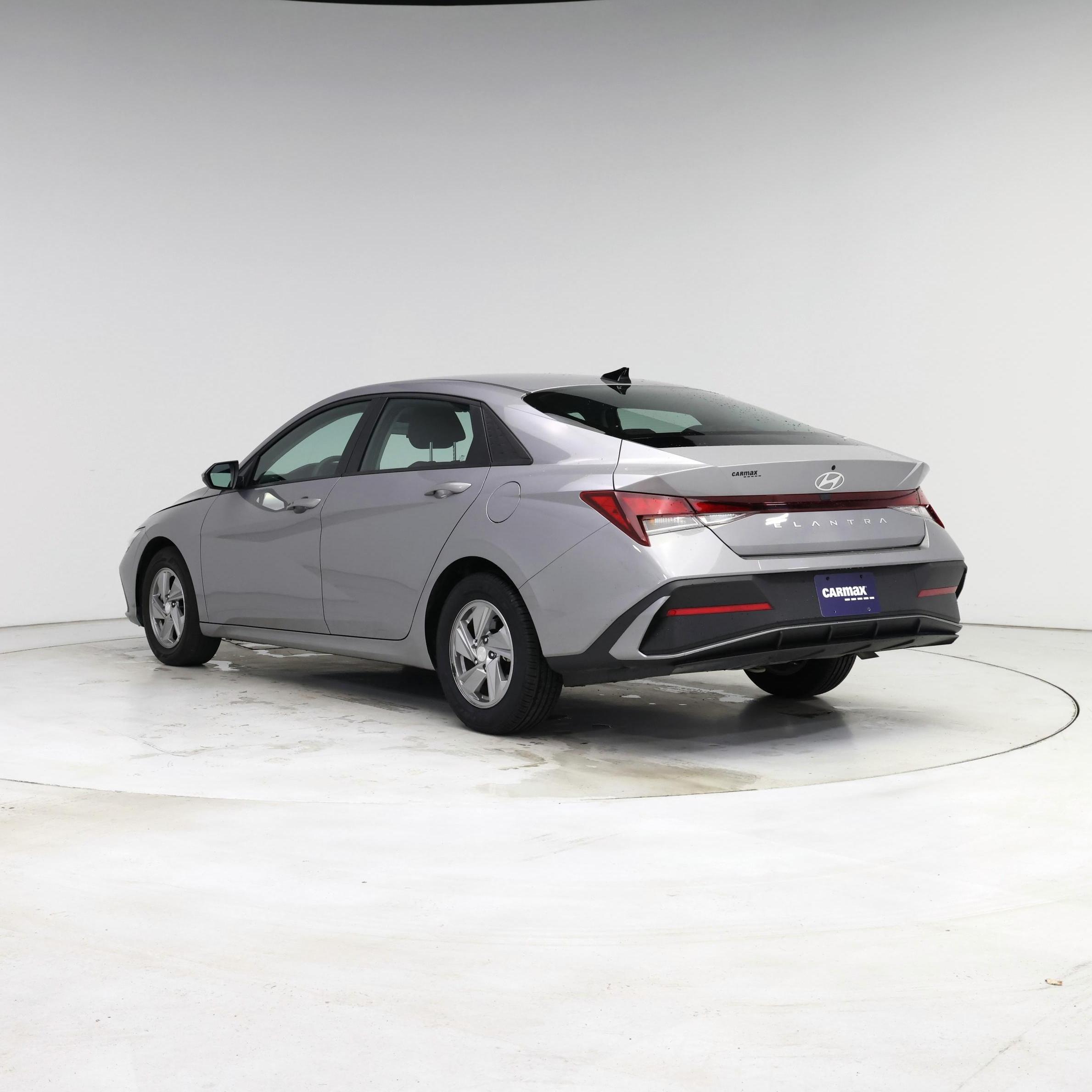 Thumbnail: 2025 Hyundai Elantra - 2