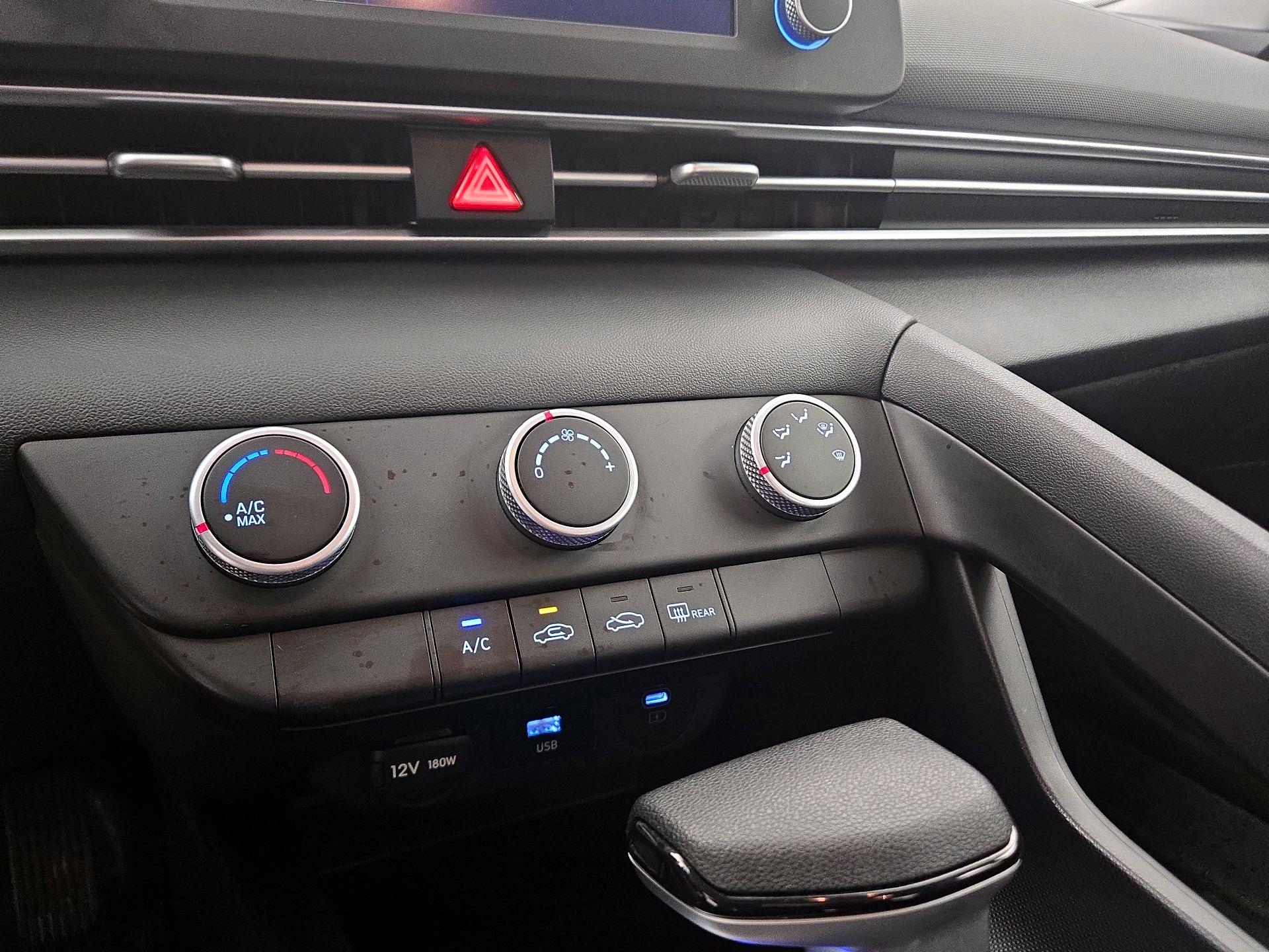 Thumbnail: 2025 Hyundai Elantra - 16