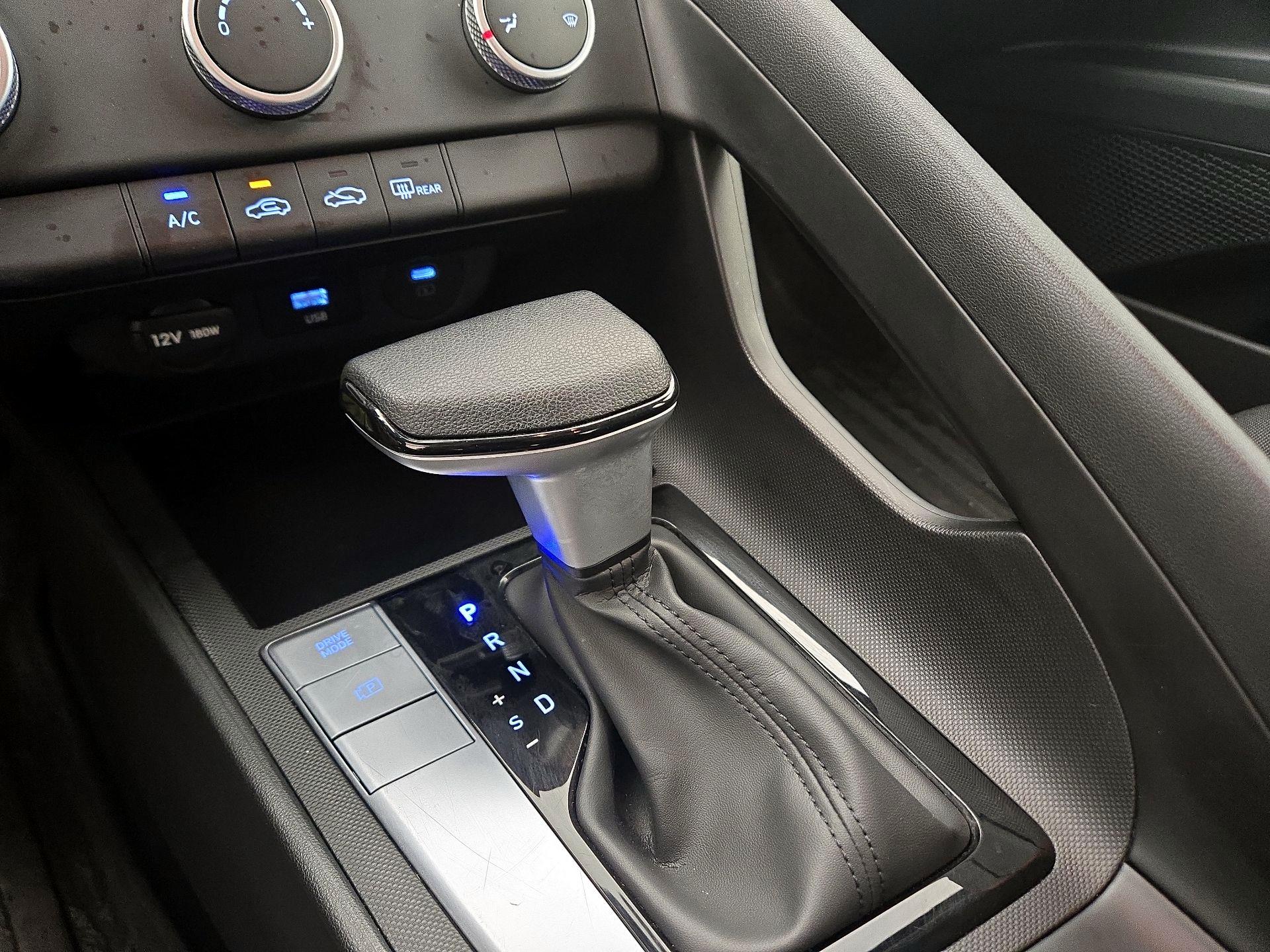 Thumbnail: 2025 Hyundai Elantra - 17