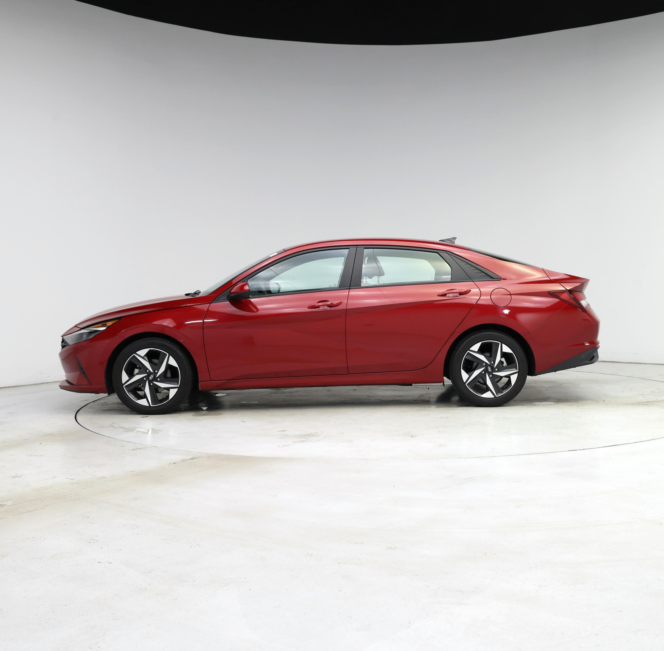 Thumbnail: 2023 Hyundai Elantra - 3