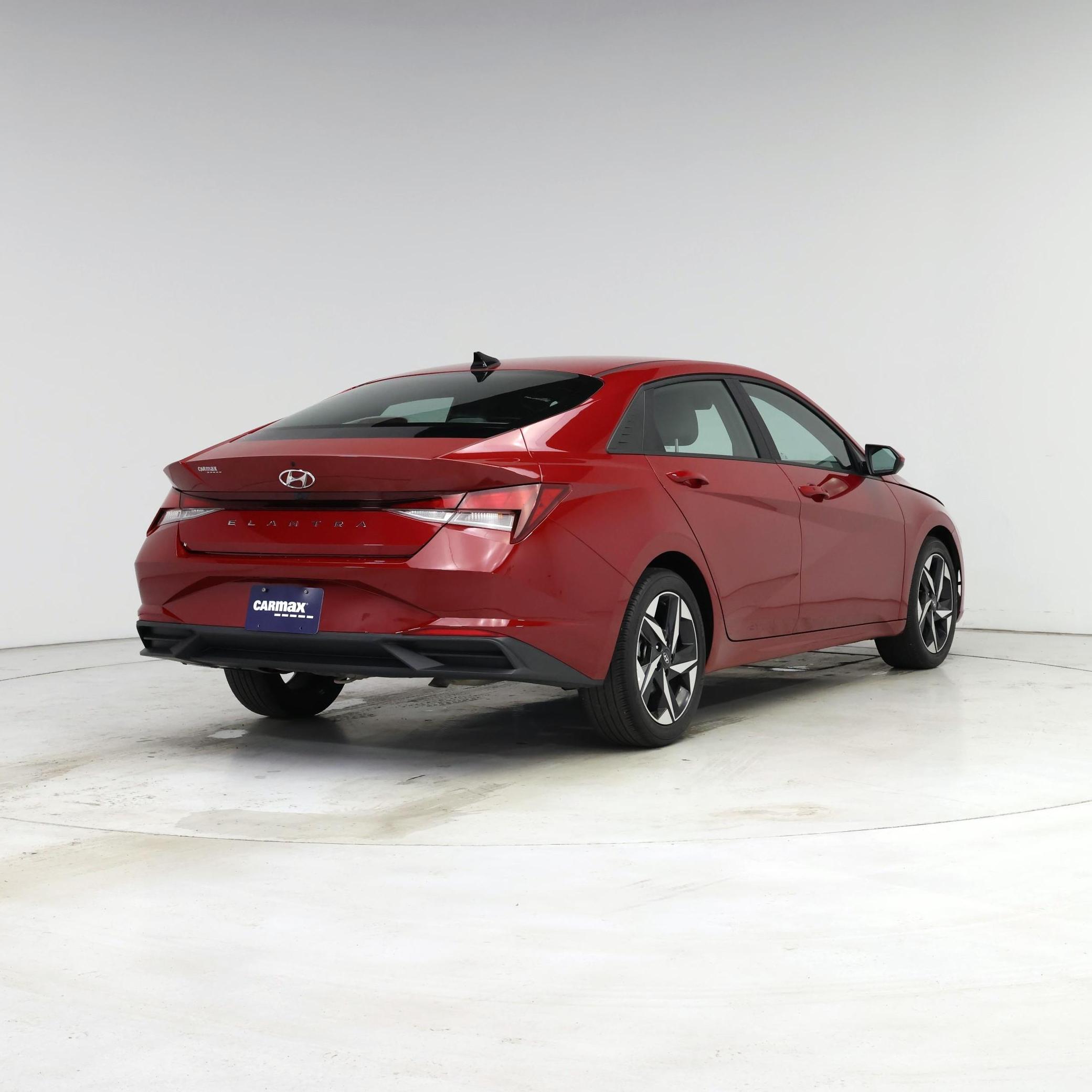Thumbnail: 2023 Hyundai Elantra - 8