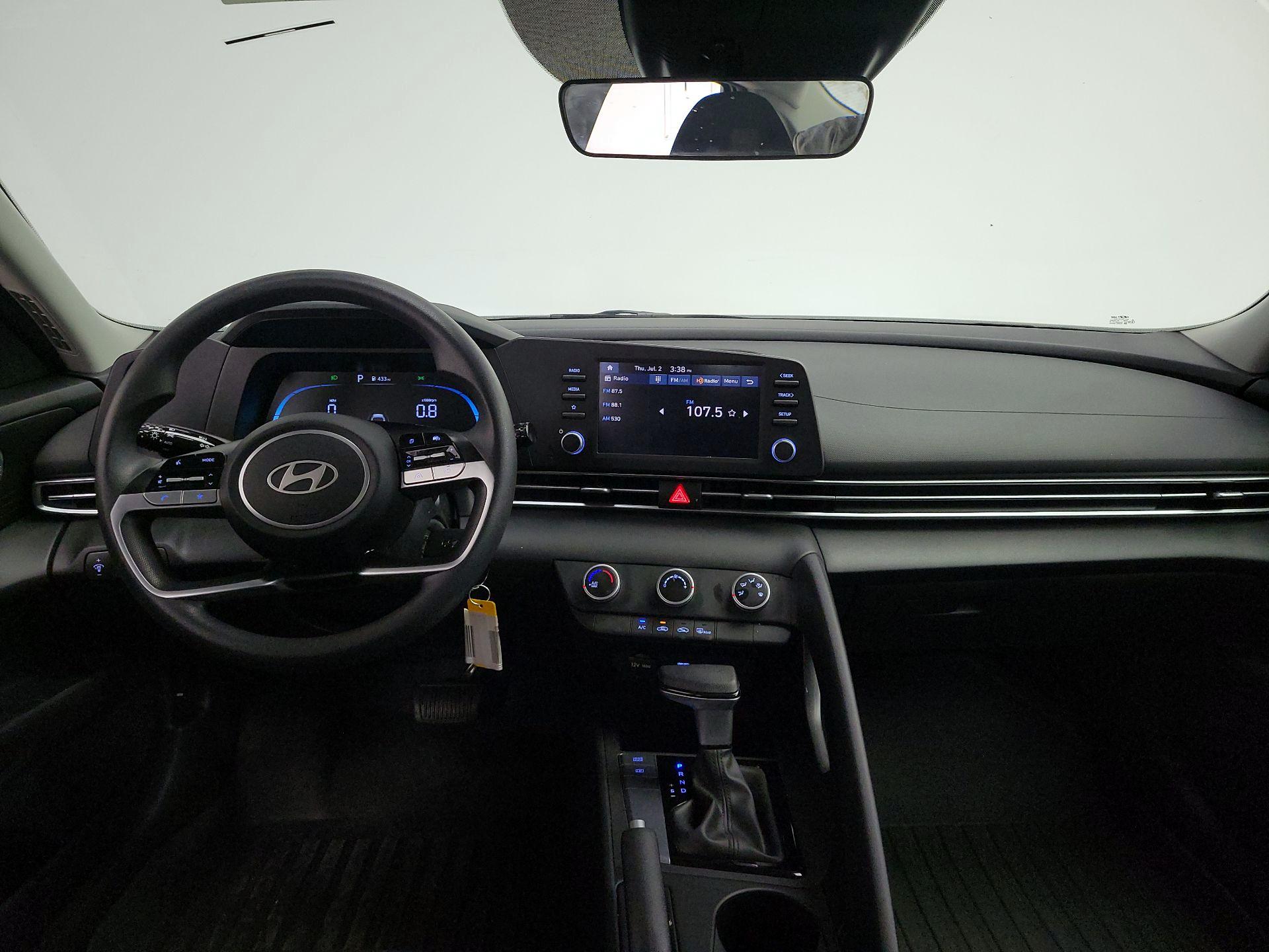 Thumbnail: 2025 Hyundai Elantra - 9