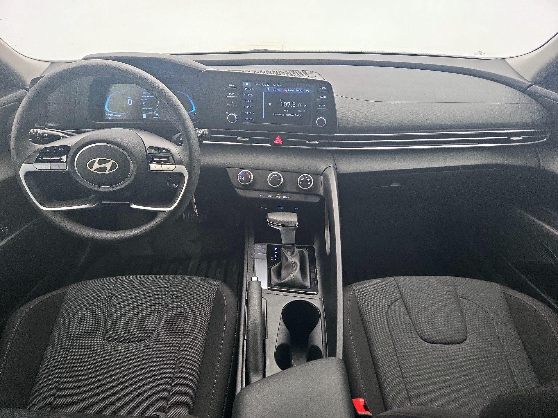 Thumbnail: 2025 Hyundai Elantra - 9