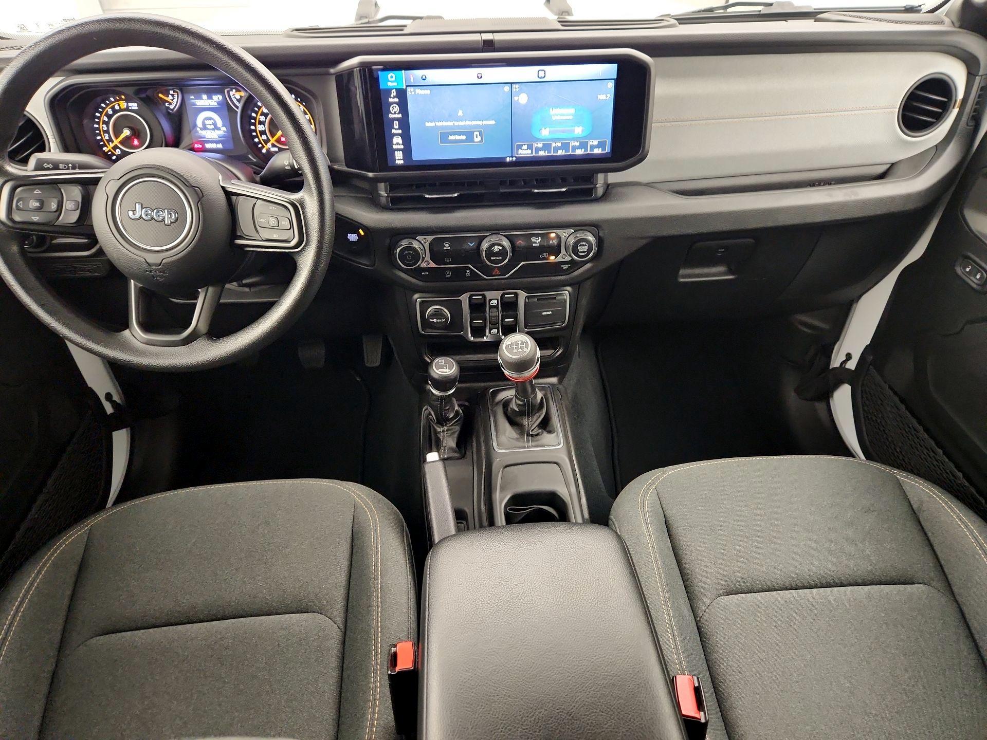 Thumbnail: 2024 Jeep Gladiator - 9