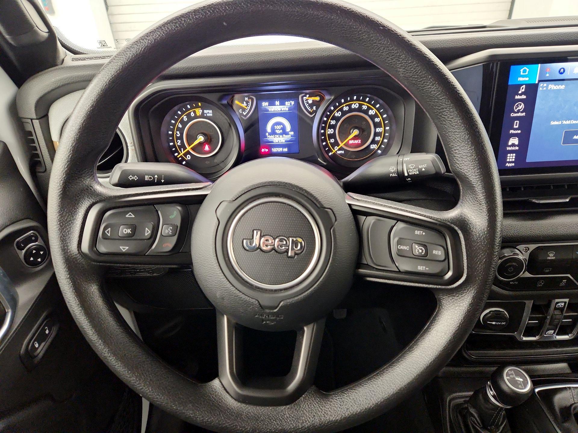 Thumbnail: 2024 Jeep Gladiator - 10