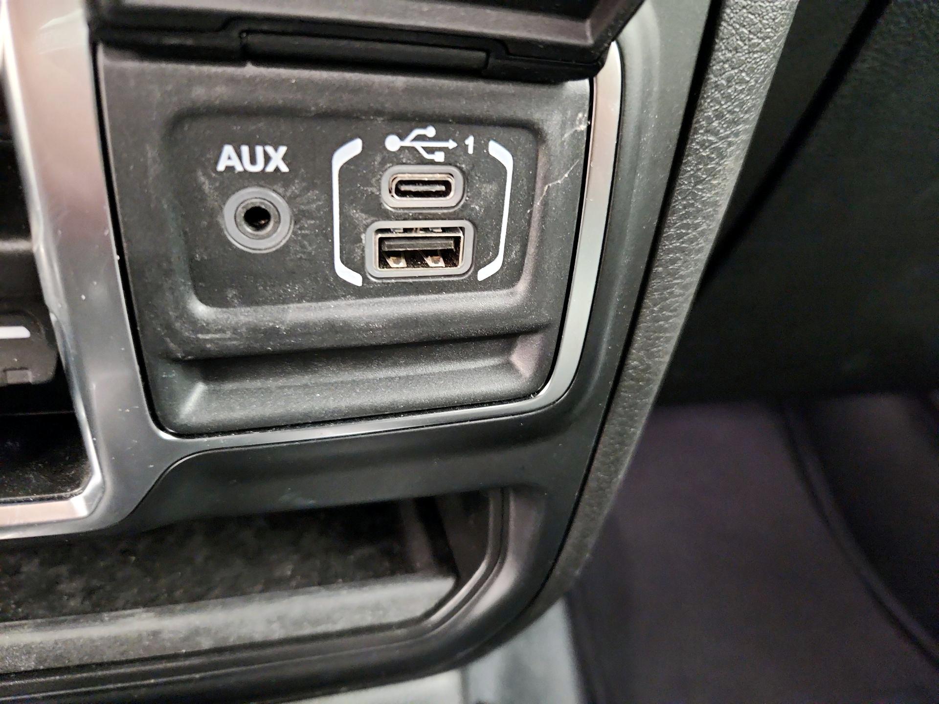 Thumbnail: 2024 Jeep Gladiator - 18