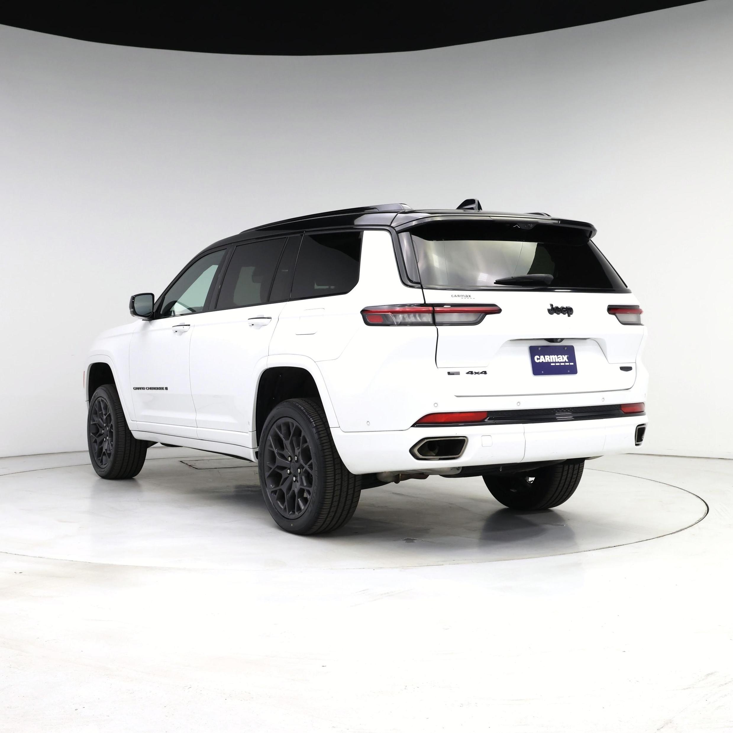 Thumbnail: 2023 Jeep Grand Cherokee L - 2
