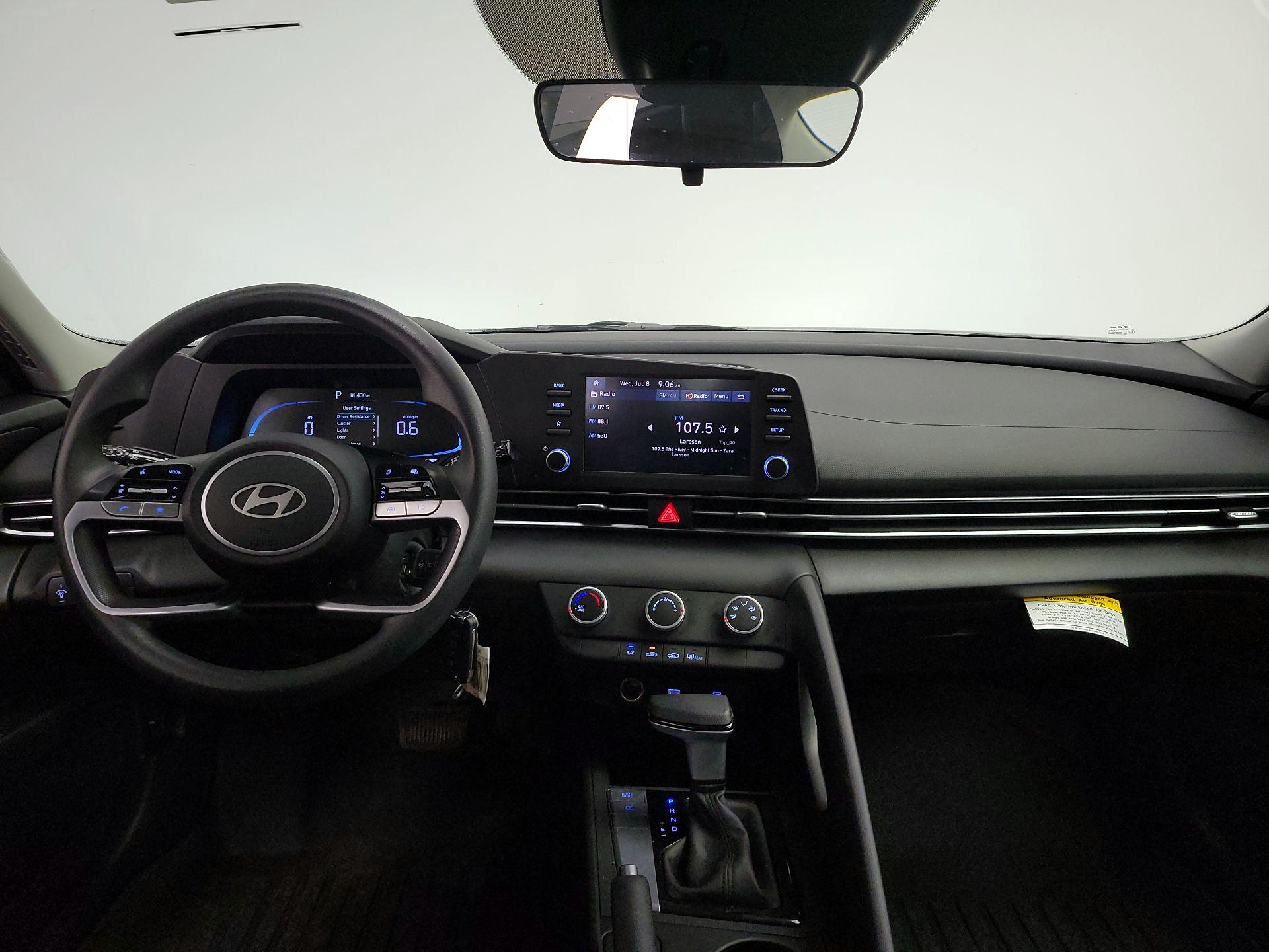 Thumbnail: 2025 Hyundai Elantra - 9