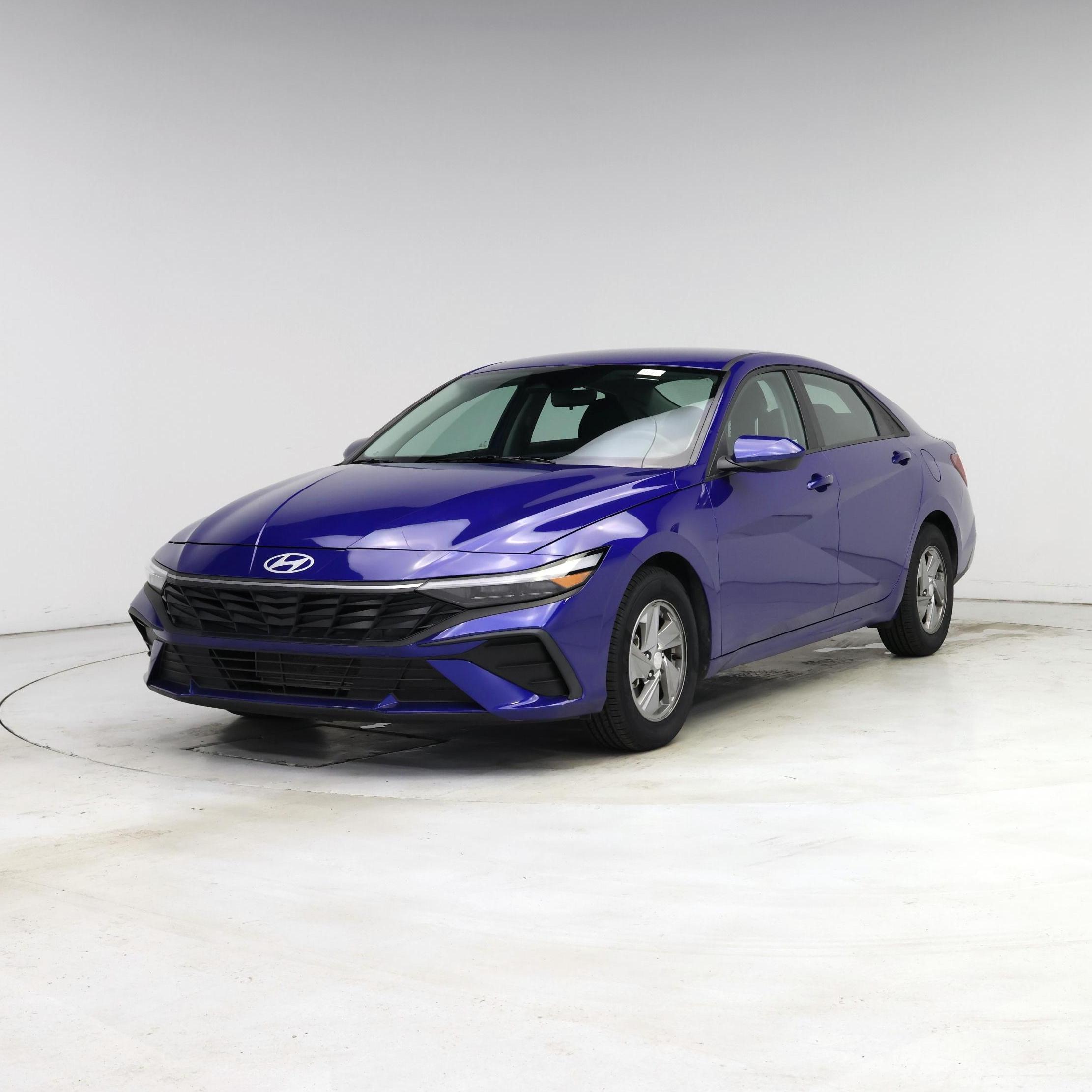 Thumbnail: 2025 Hyundai Elantra - 4