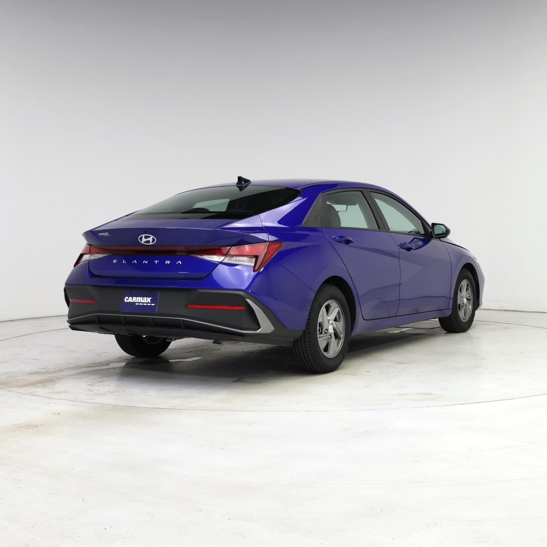 Thumbnail: 2025 Hyundai Elantra - 8