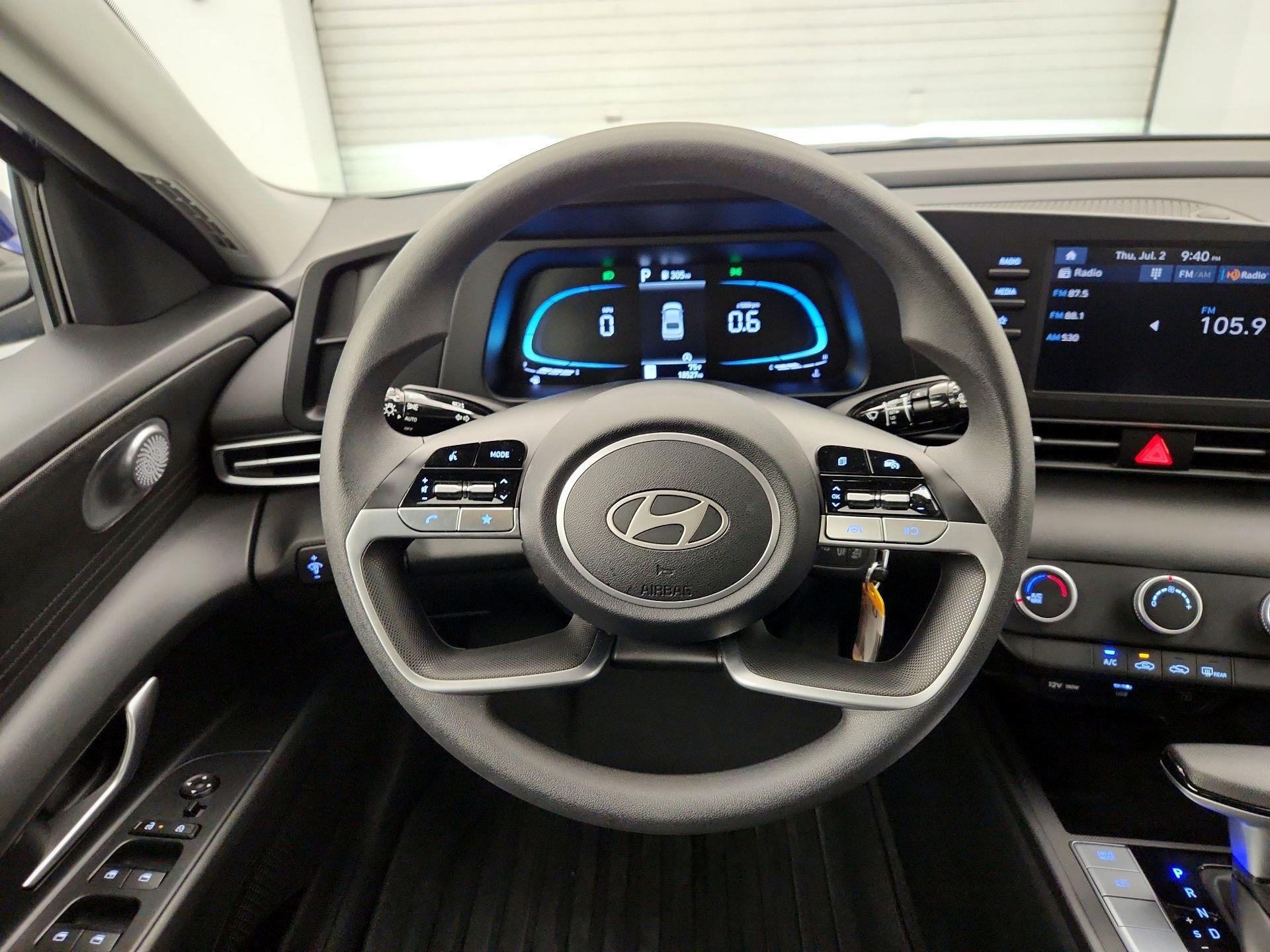 Thumbnail: 2025 Hyundai Elantra - 10
