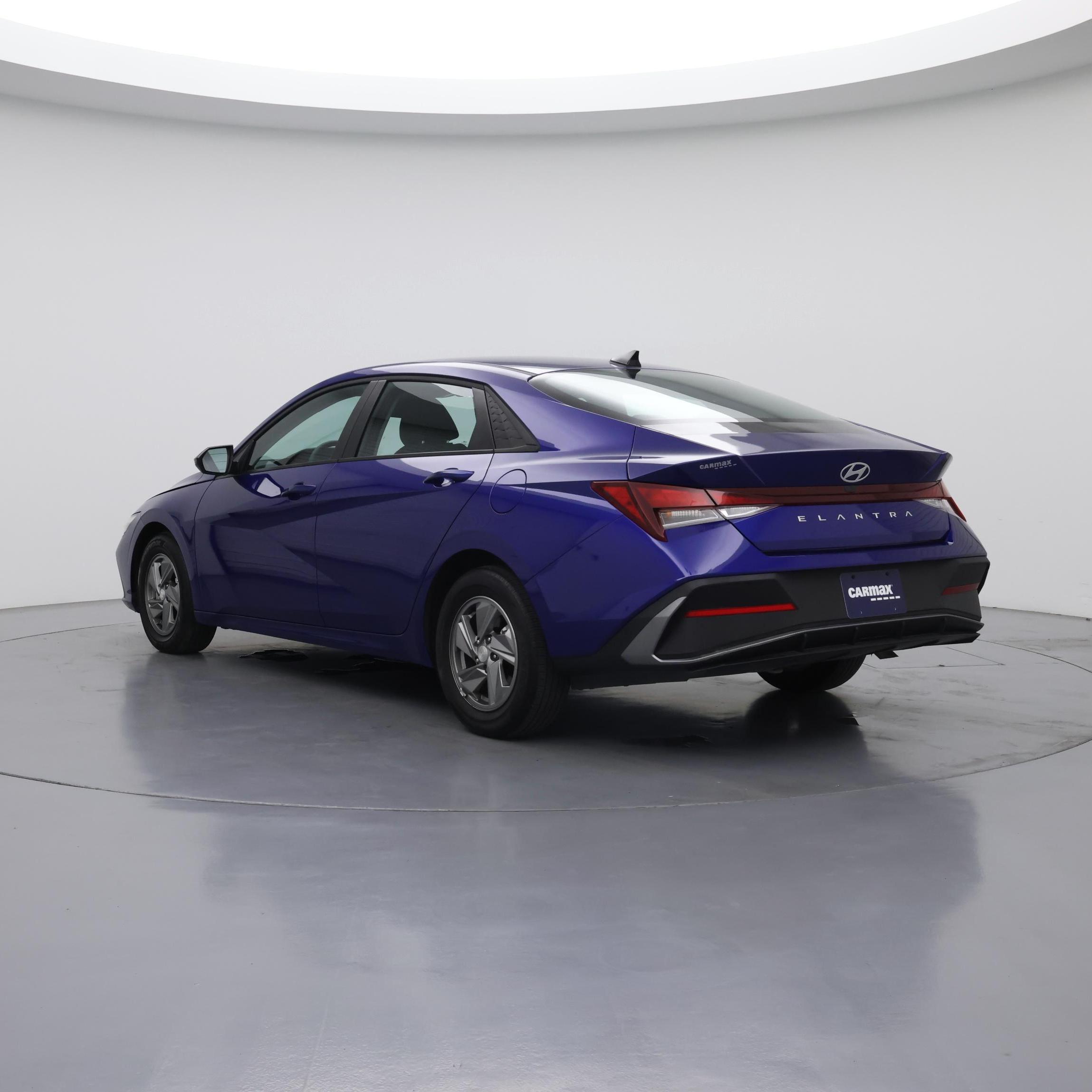 Thumbnail: 2025 Hyundai Elantra - 2