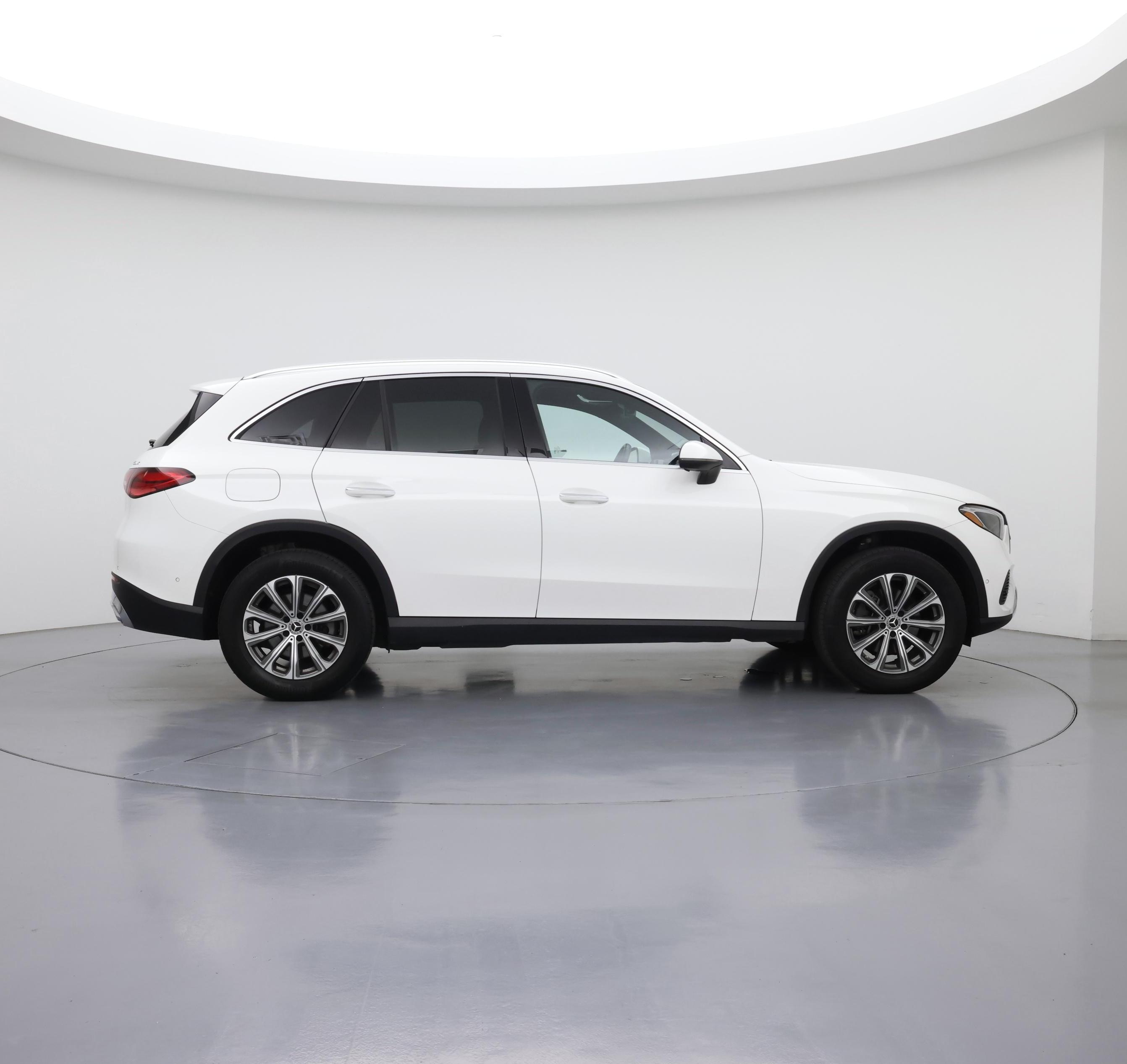 Thumbnail: 2025 Mercedes-Benz GLC - 7