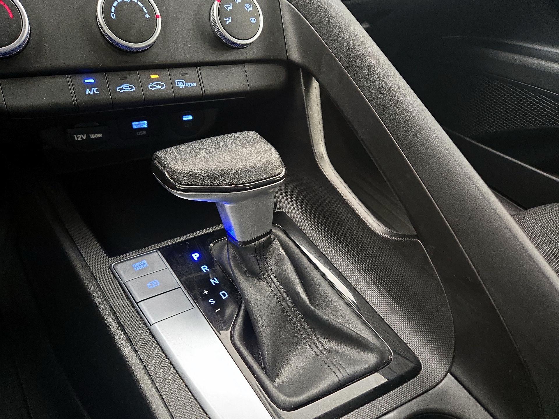 Thumbnail: 2025 Hyundai Elantra - 17