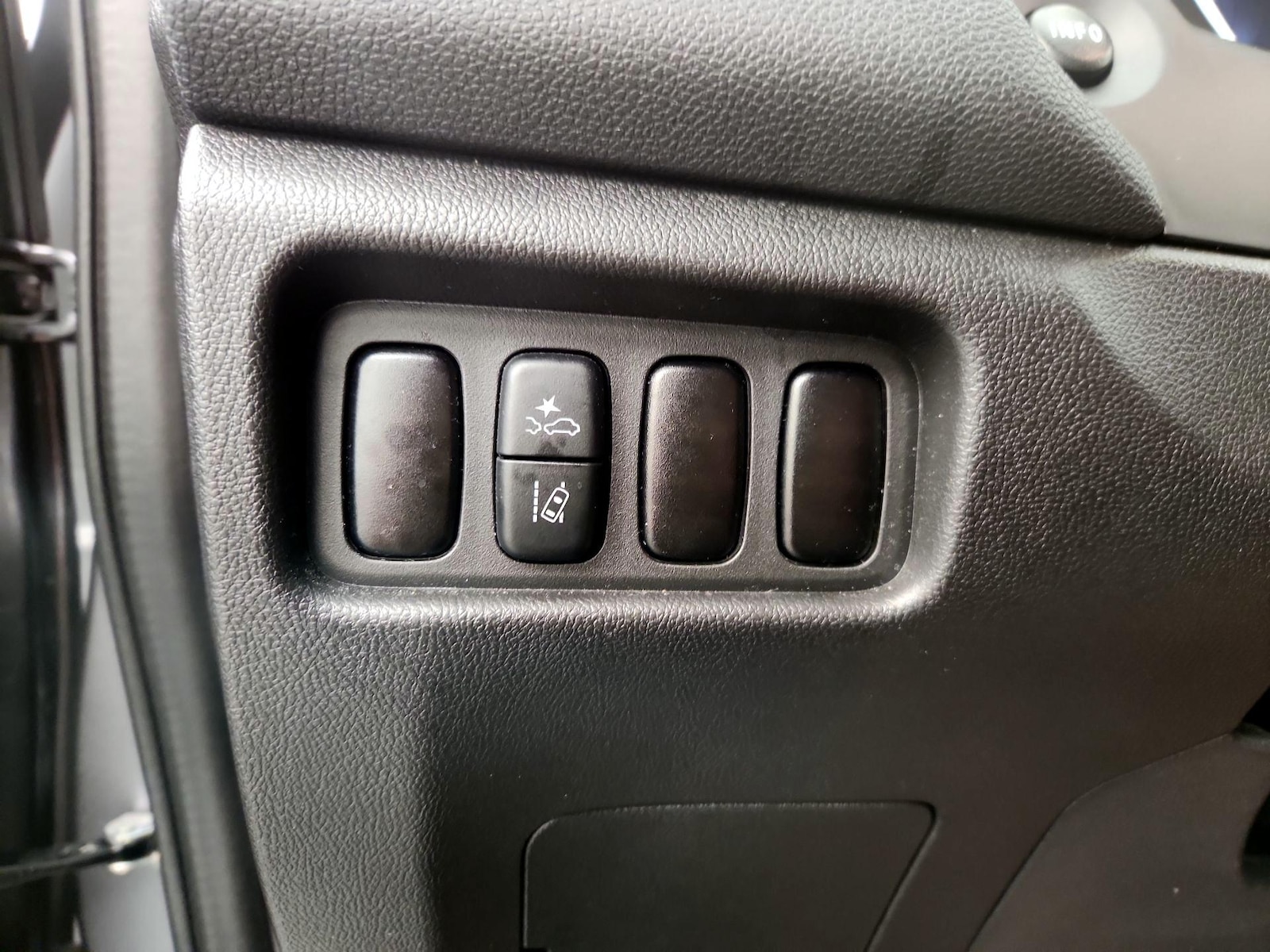 2024 Mitsubishi Outlander Sport ES - Photo 14