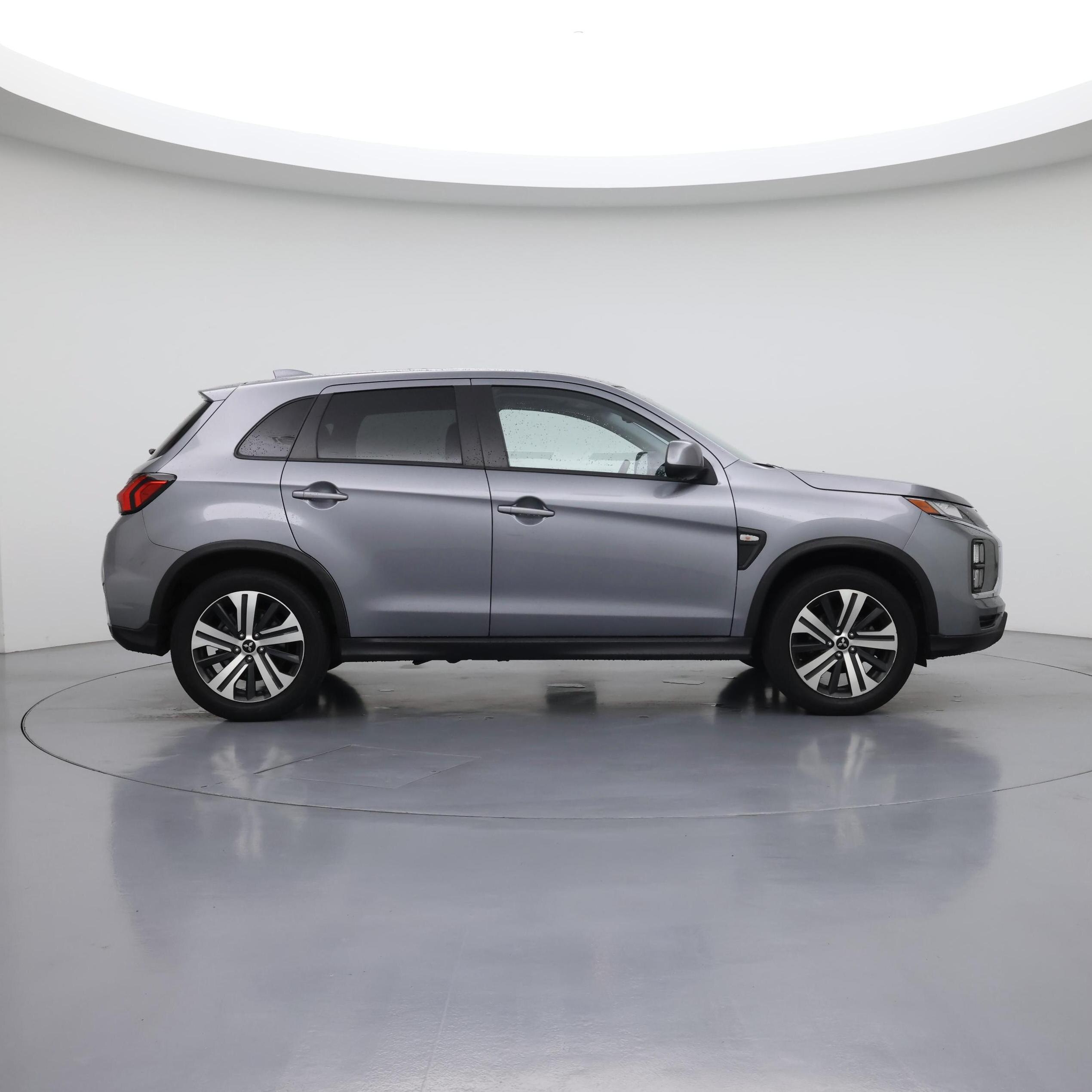 Thumbnail: 2024 Mitsubishi Outlander Sport - 7