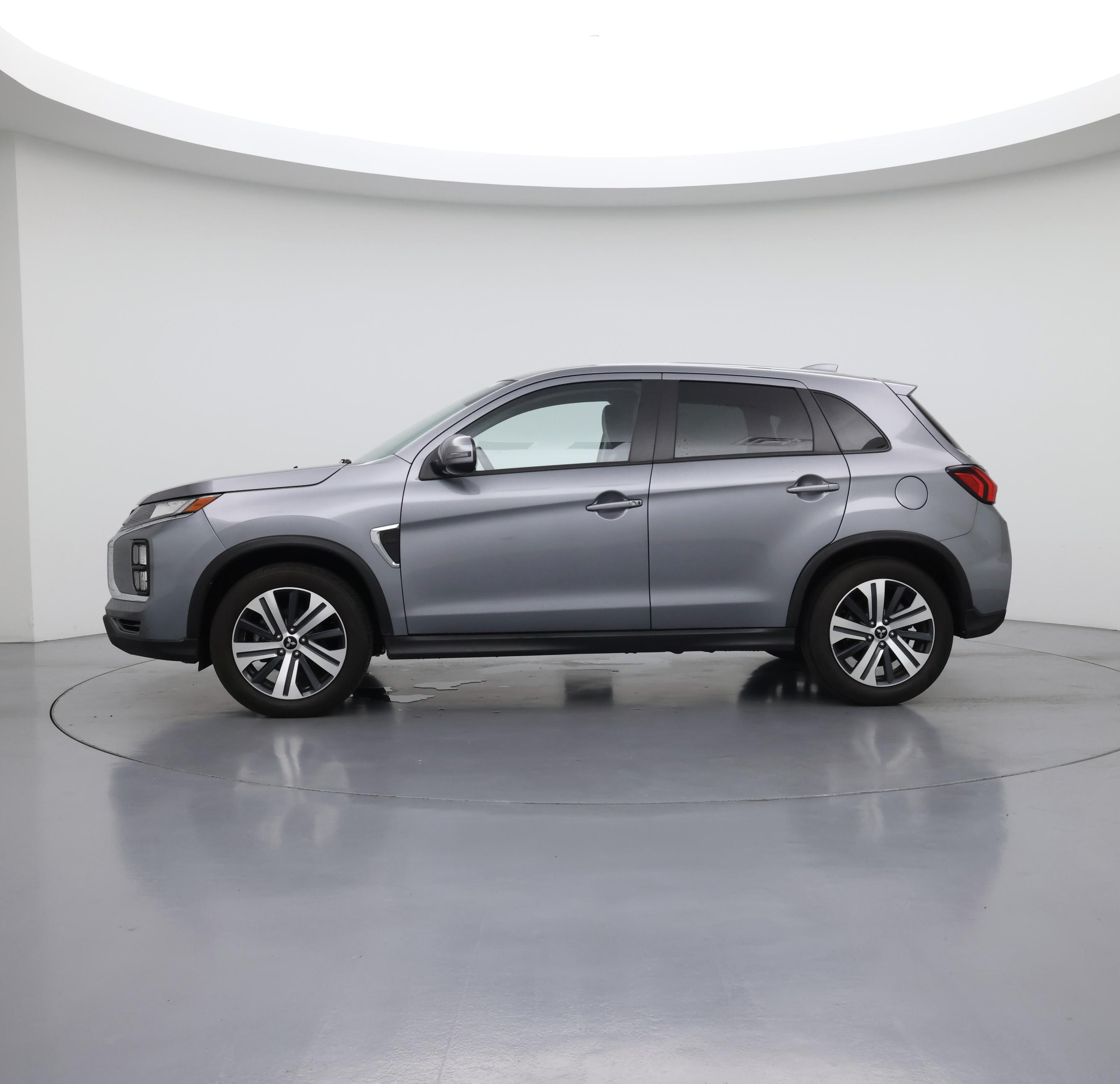 Thumbnail: 2024 Mitsubishi Outlander Sport - 3