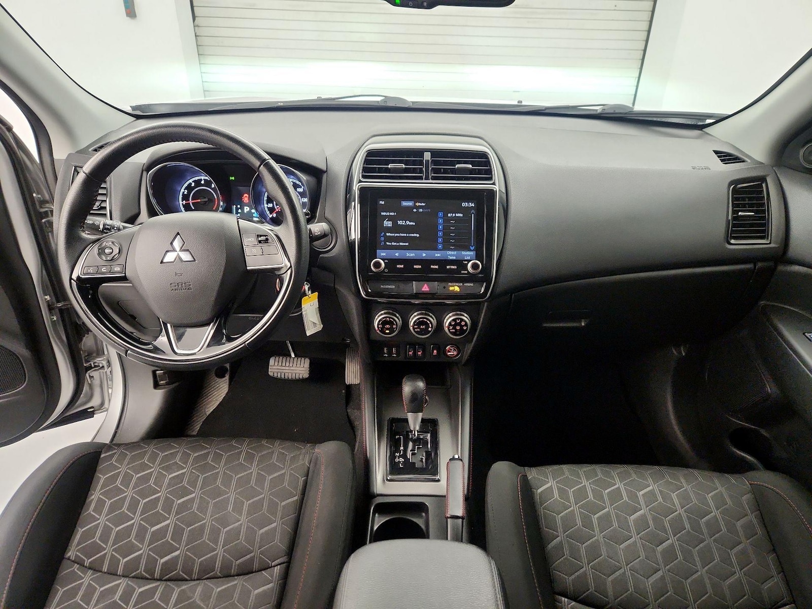 2023 Mitsubishi Outlander Sport LE - Photo 10