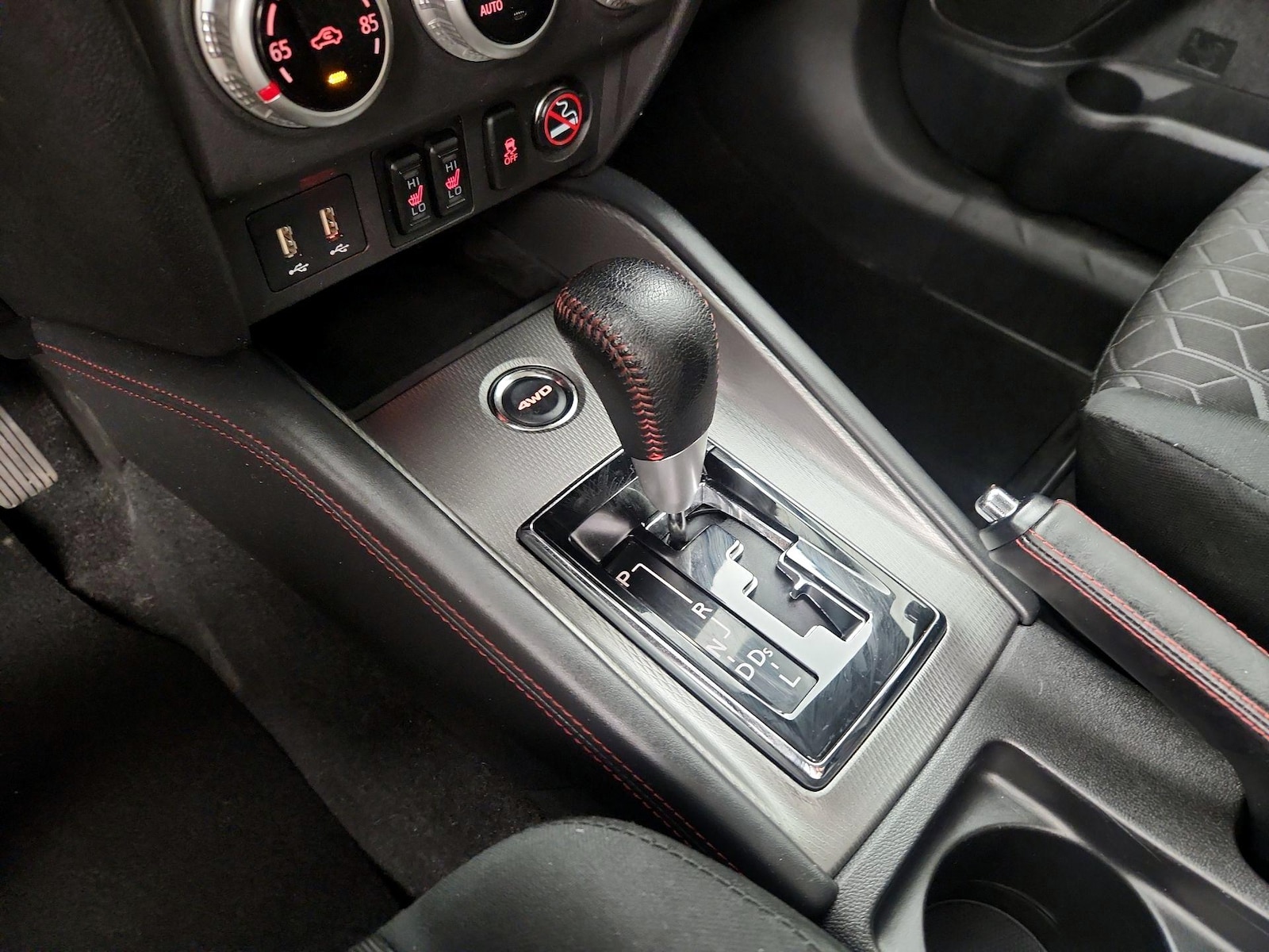 2023 Mitsubishi Outlander Sport LE - Photo 18