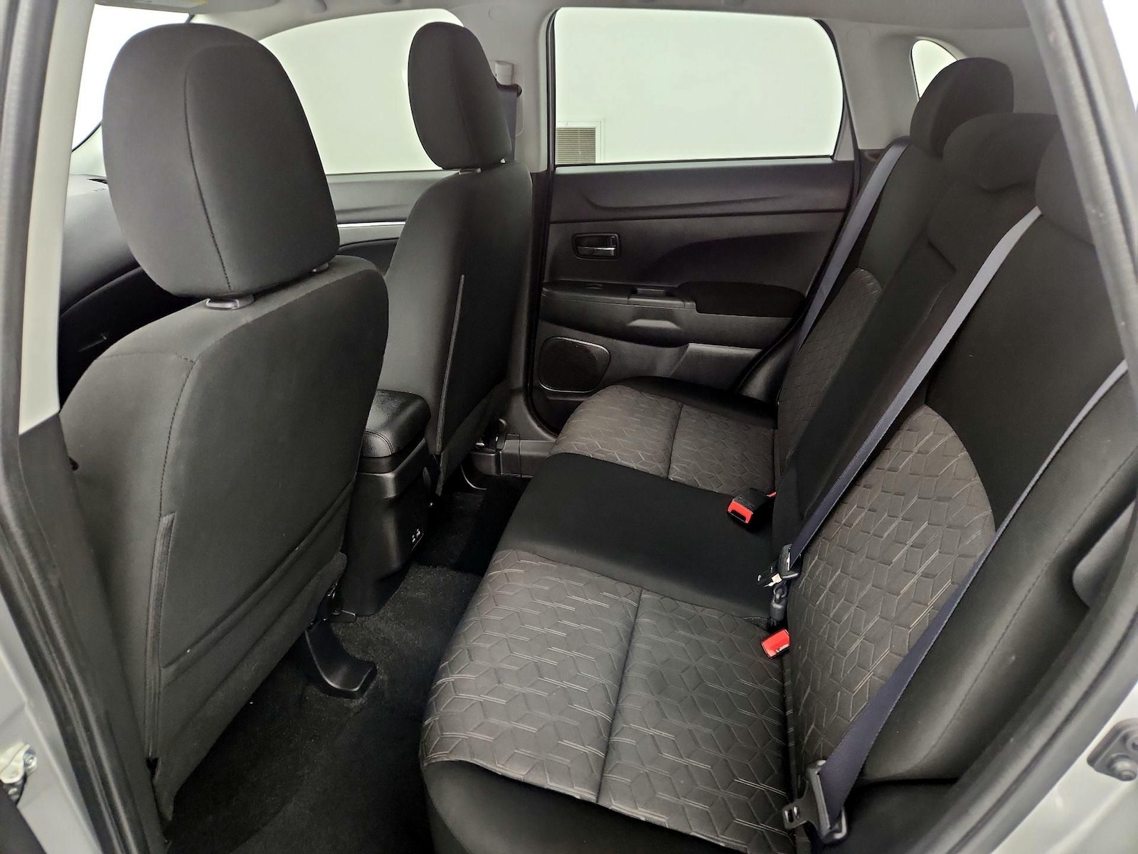 2023 Mitsubishi Outlander Sport LE - Photo 20