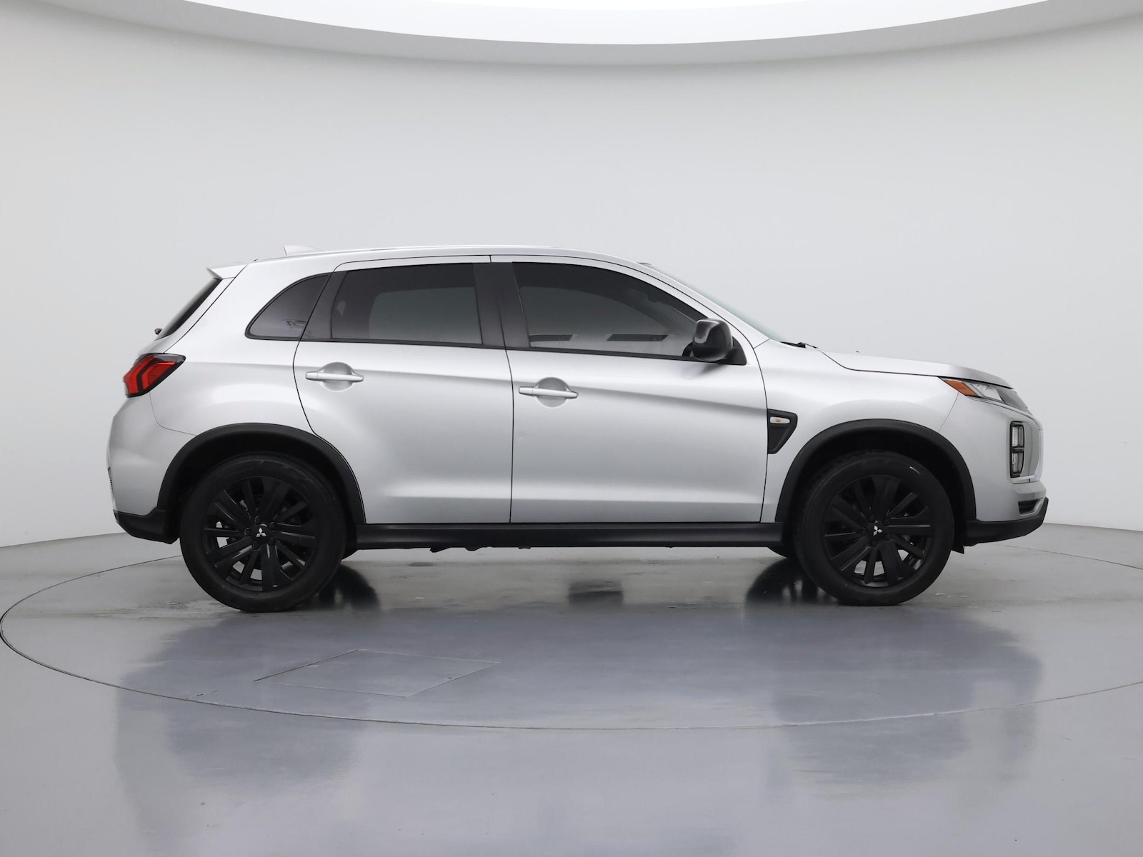 2023 Mitsubishi Outlander Sport LE - Photo 8