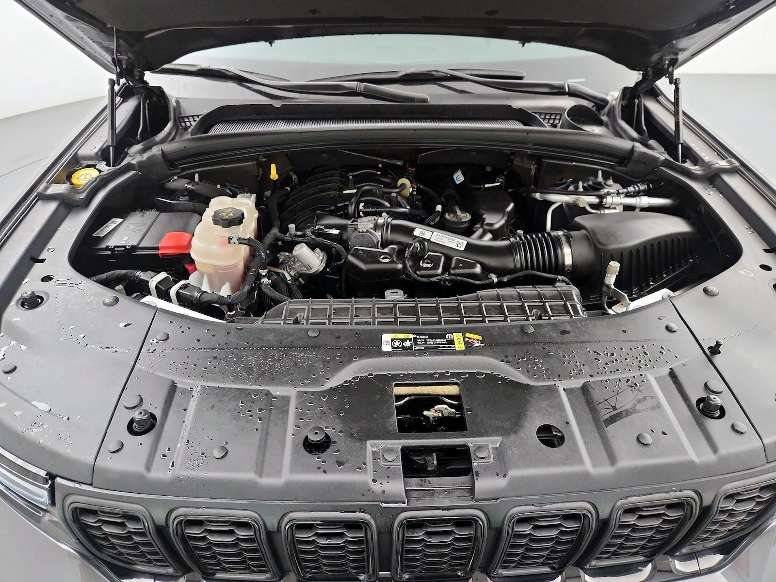 2023 Jeep Grand Cherokee Altitude - Photo 22