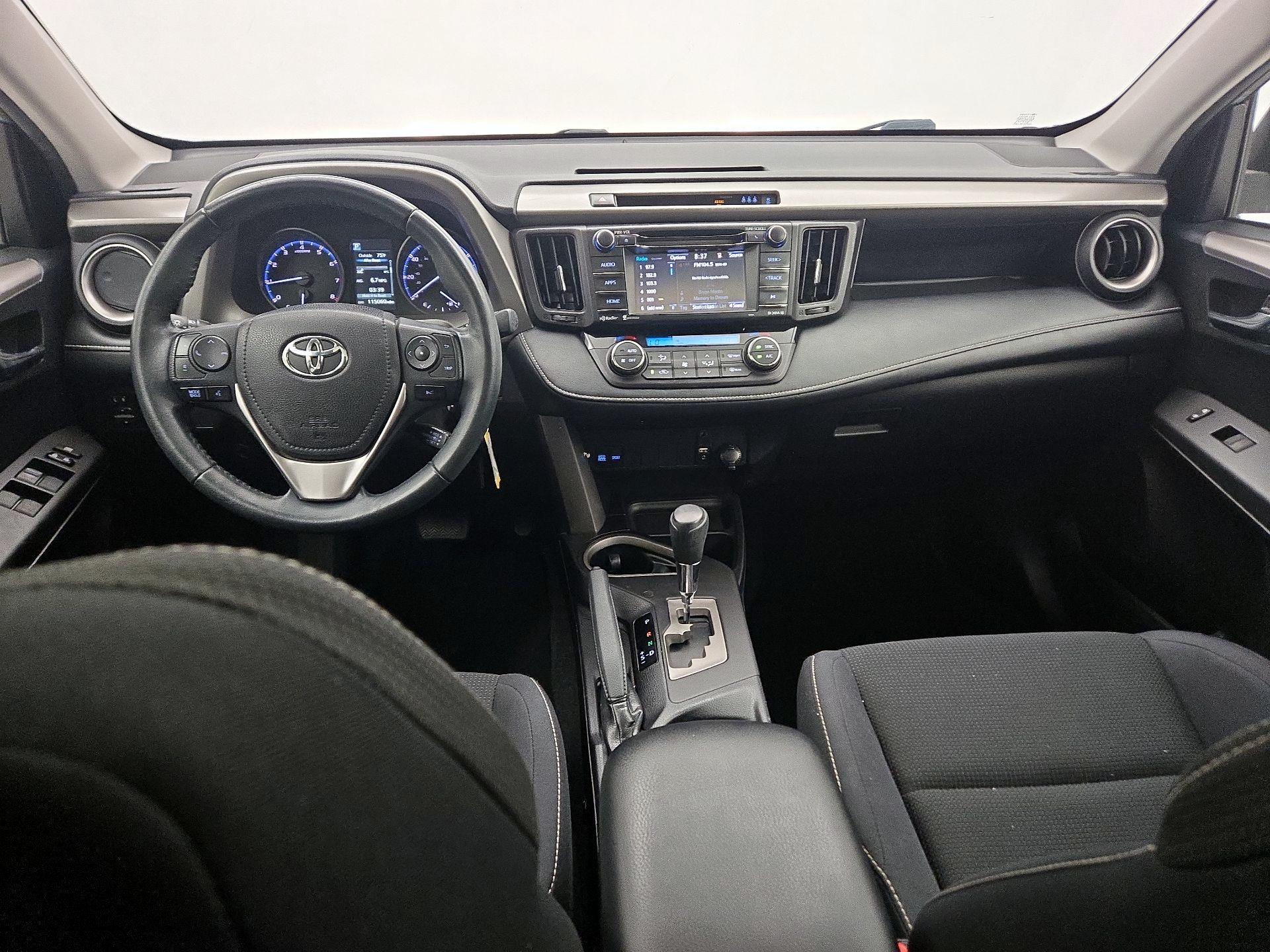 Thumbnail: 2017 Toyota RAV4 - 9