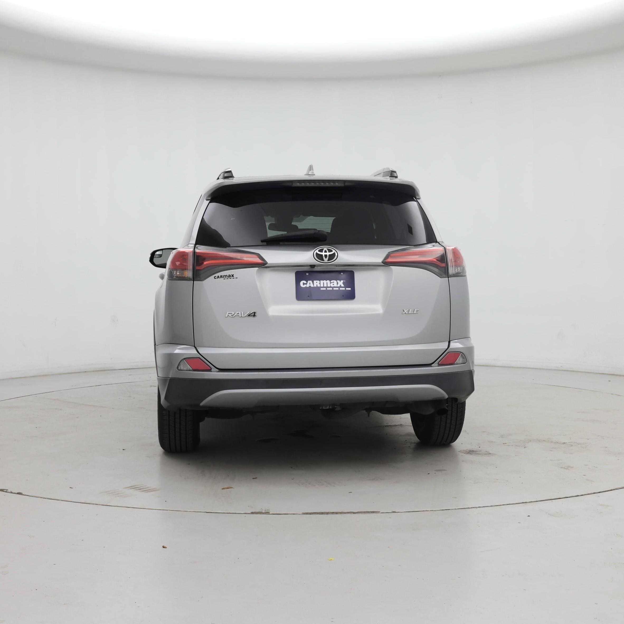 Thumbnail: 2017 Toyota RAV4 - 6
