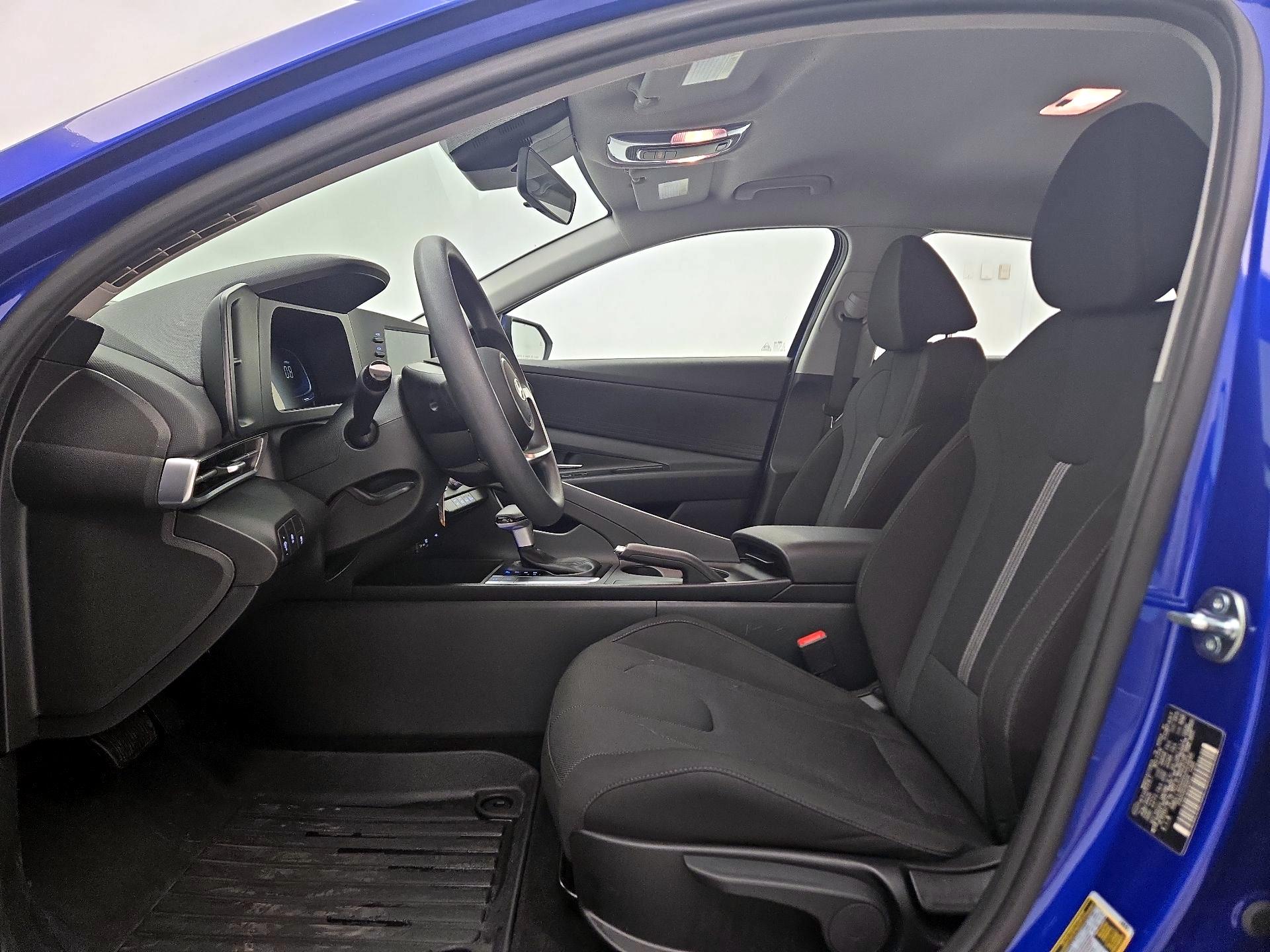 Thumbnail: 2025 Hyundai Elantra - 11