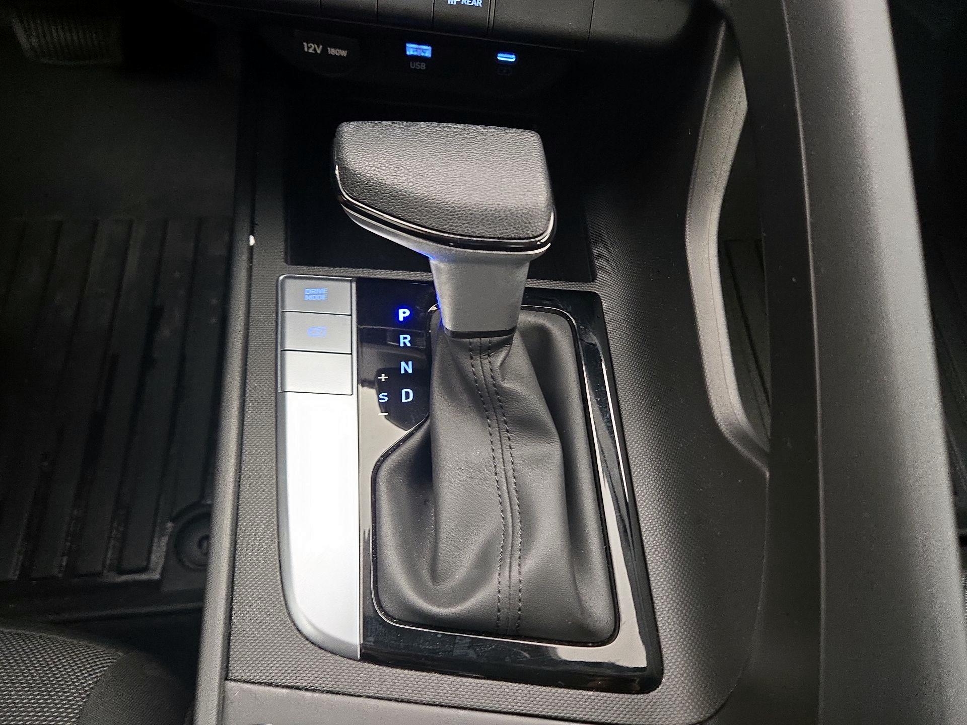 Thumbnail: 2025 Hyundai Elantra - 17