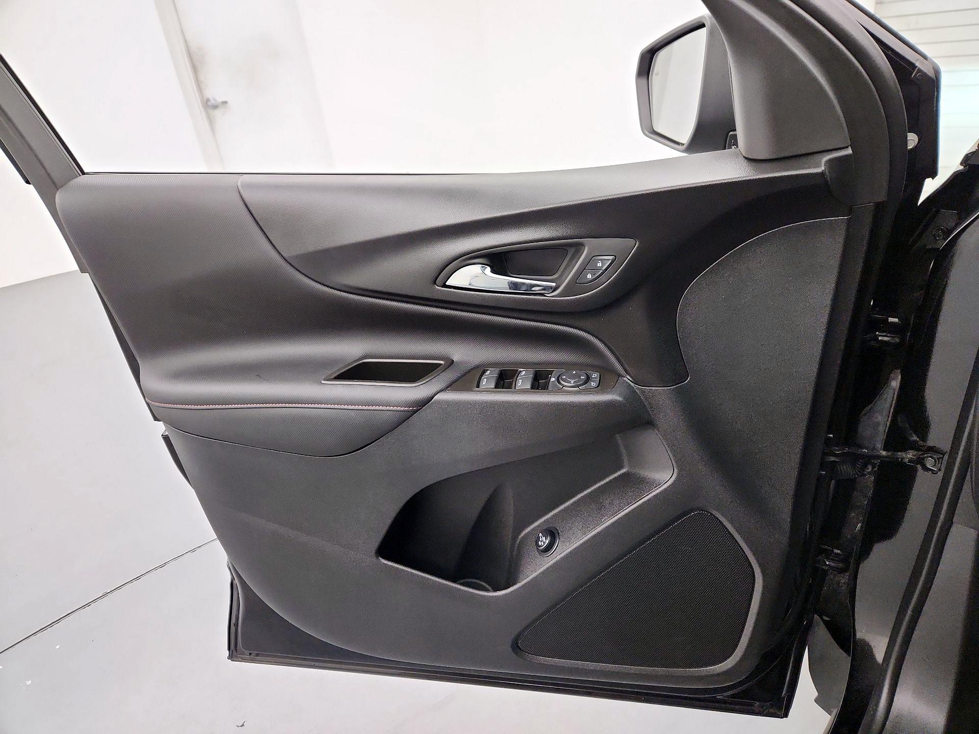Thumbnail: 2023 Chevrolet Equinox - 12