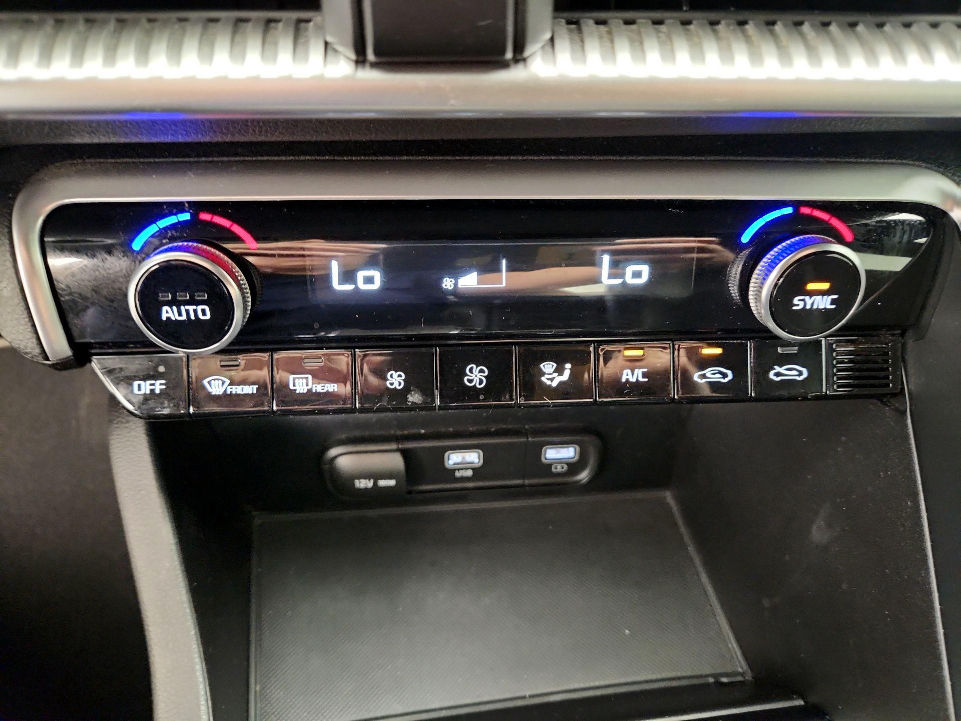 Thumbnail: 2021 Kia K5 - 16