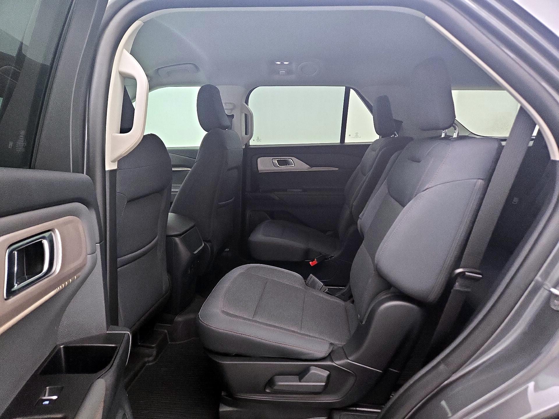 Thumbnail: 2026 Ford Explorer - 20