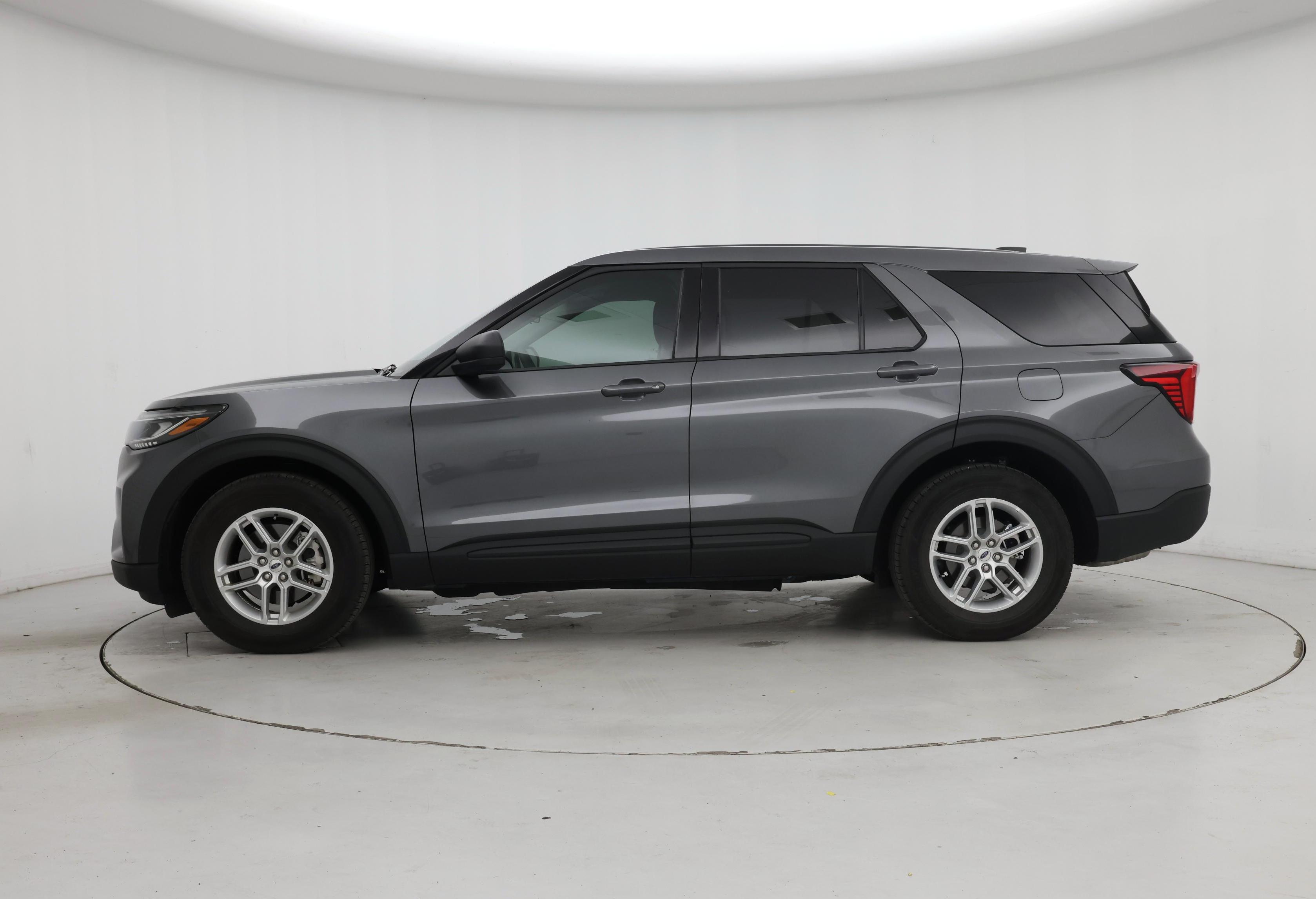 Thumbnail: 2026 Ford Explorer - 3