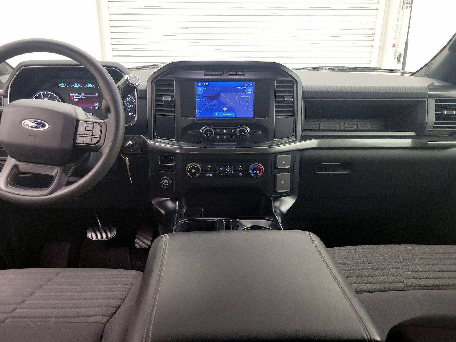 Photo 10