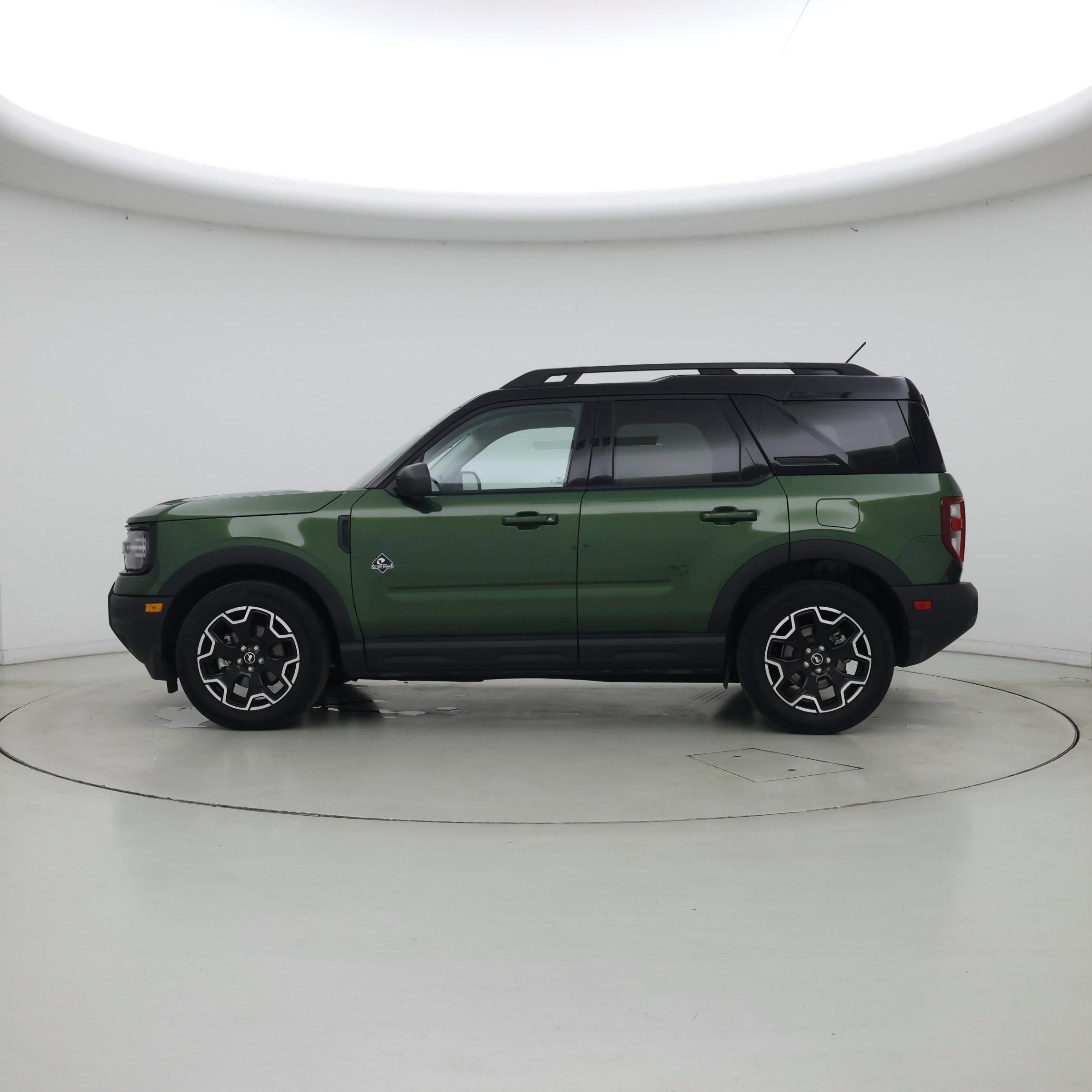 Thumbnail: 2025 Ford Bronco Sport - 3