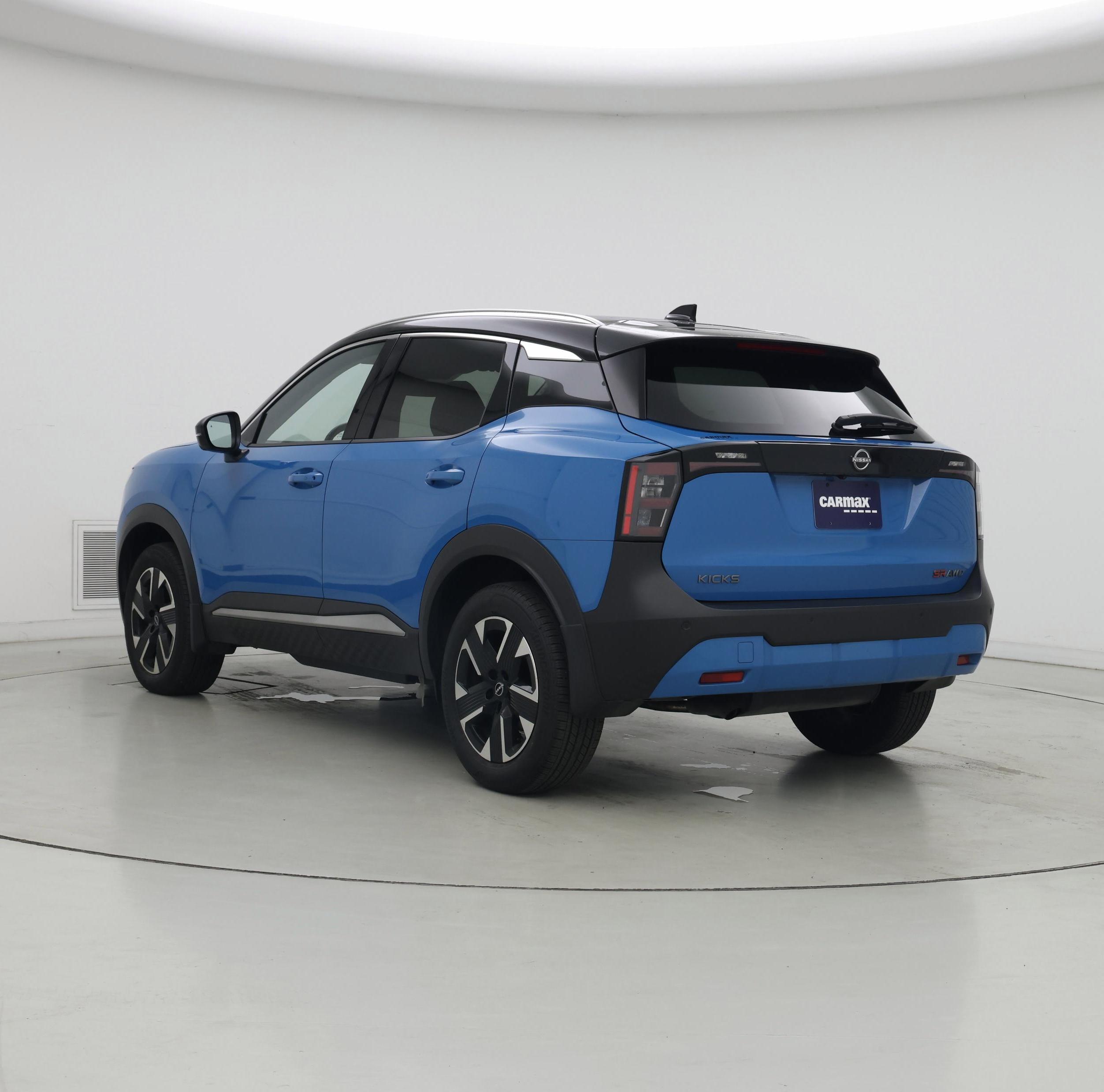 Thumbnail: 2025 Nissan Kicks - 2