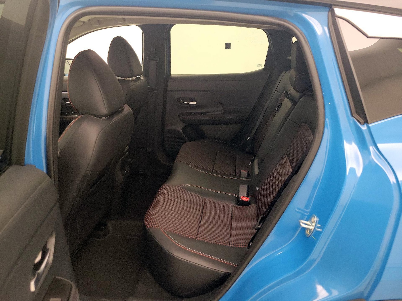 2025 Nissan Kicks SR AWD - Photo 20