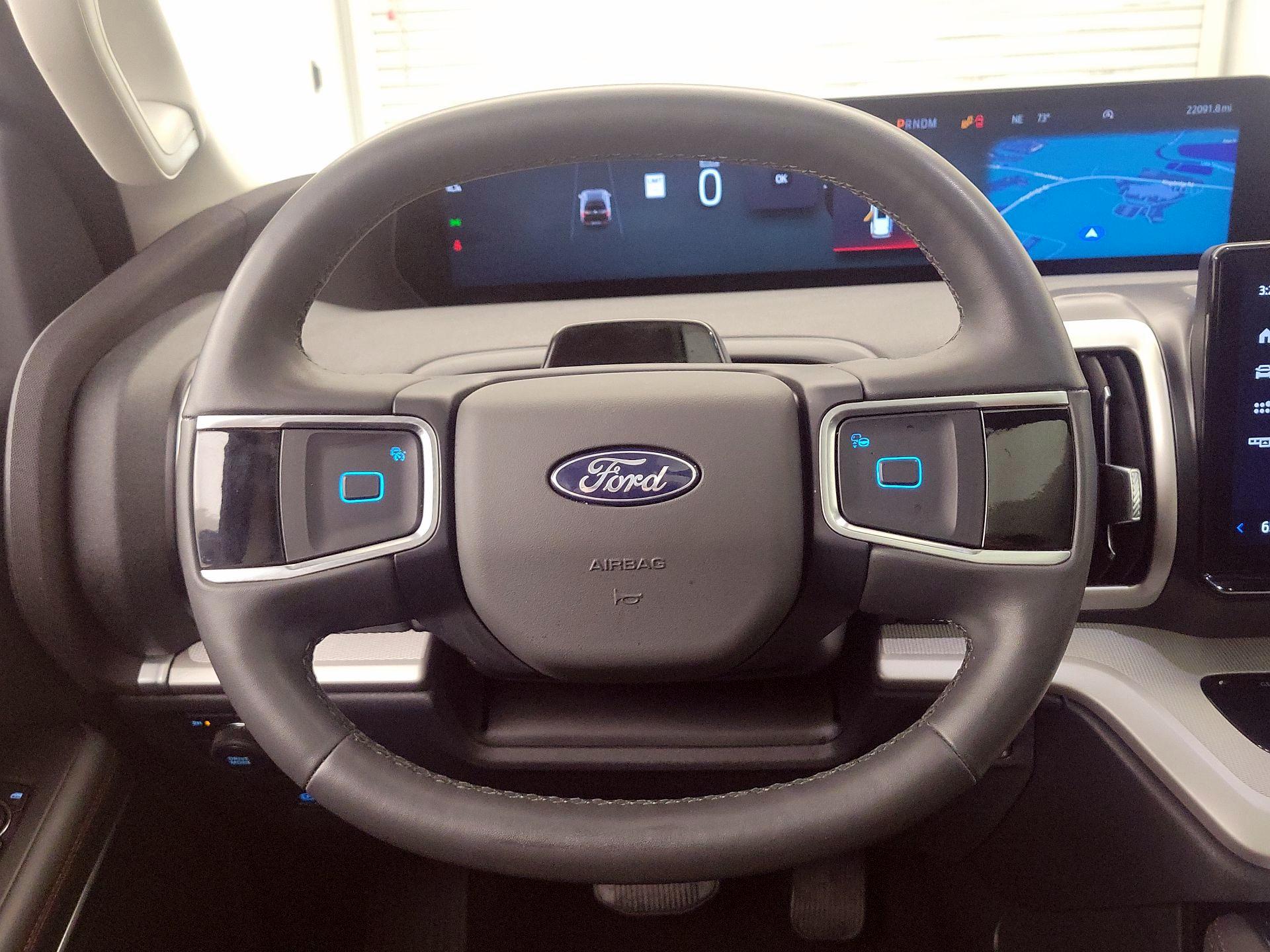 Thumbnail: 2025 Ford Expedition - 10
