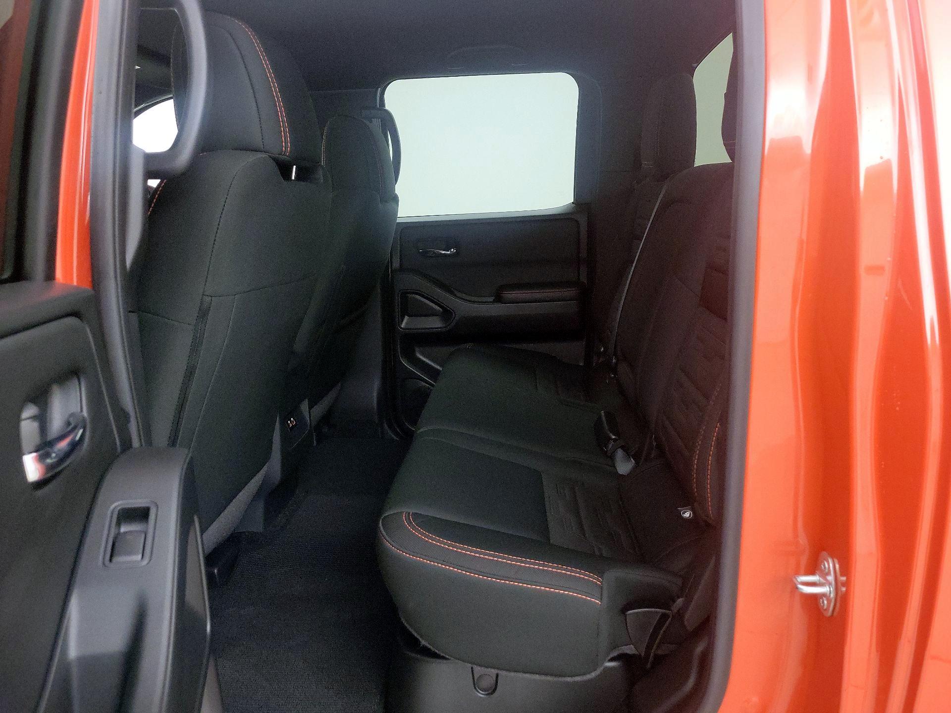 Thumbnail: 2025 Nissan Frontier - 19