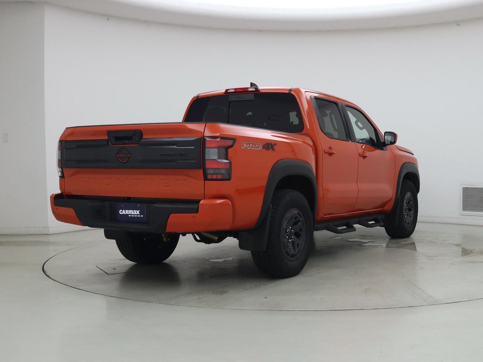 2025 Nissan Frontier PRO-4X - Photo 9