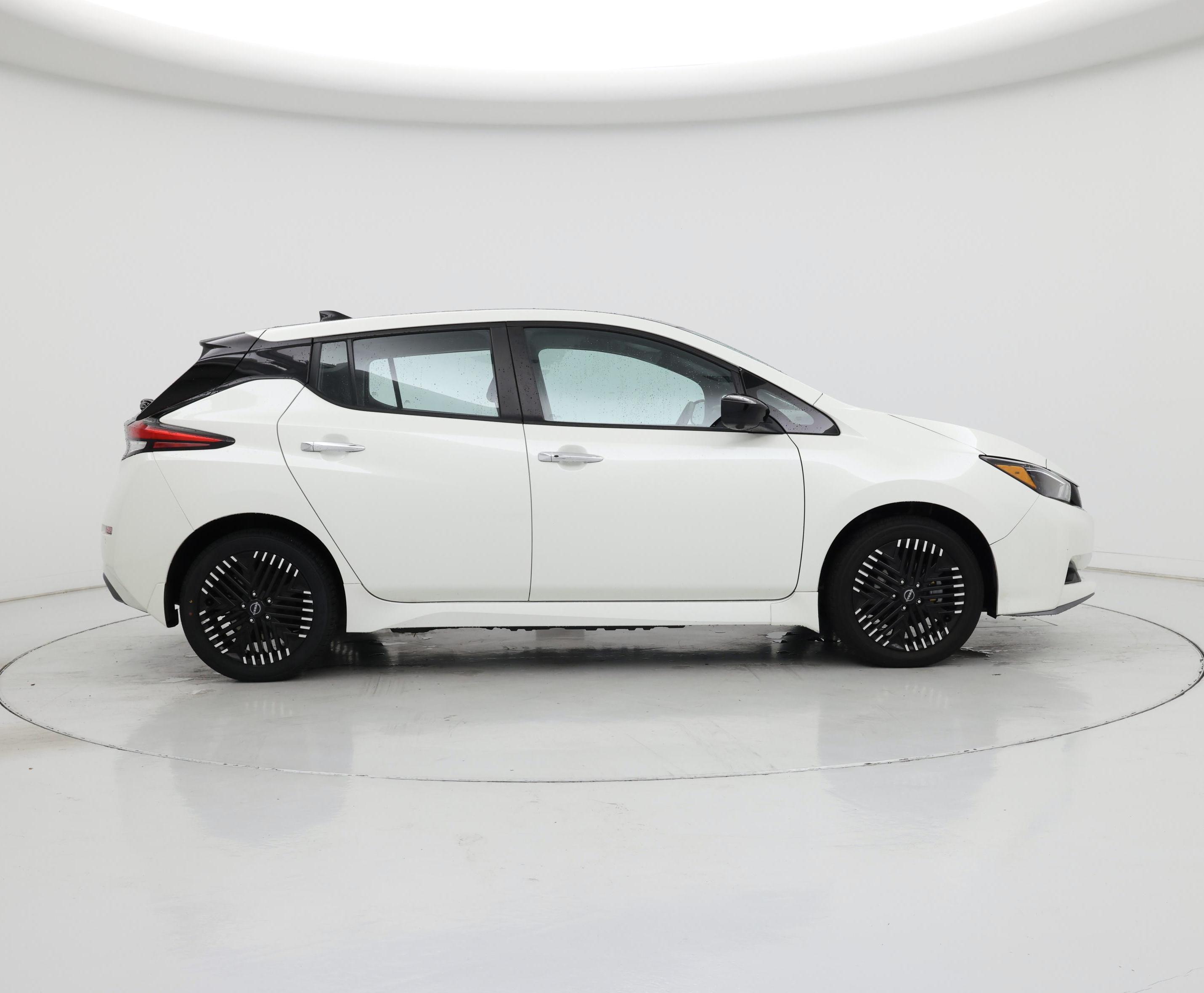 Thumbnail: 2024 Nissan Leaf - 7