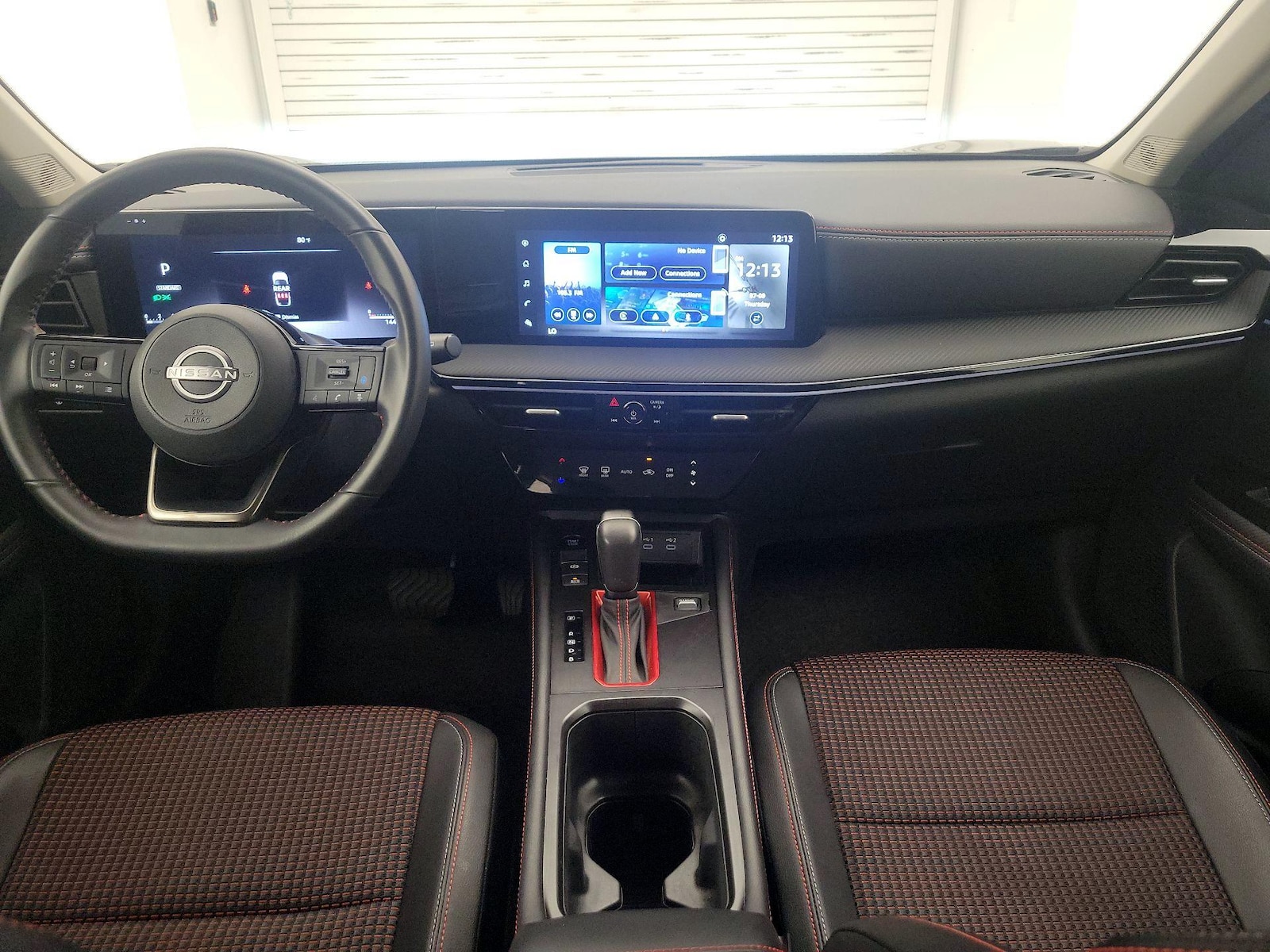 2025 Nissan Kicks SR AWD - Photo 10