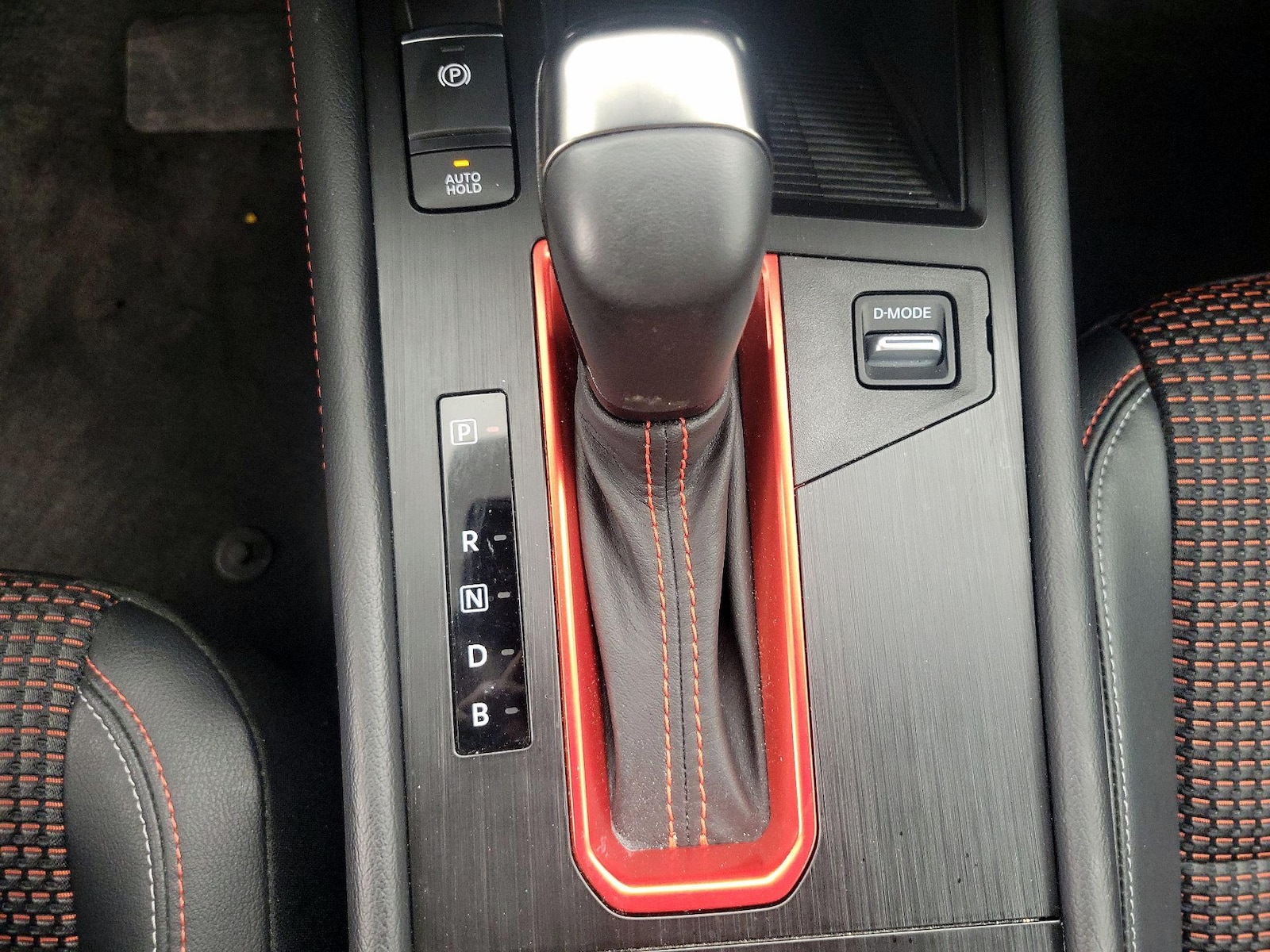 2025 Nissan Kicks SR AWD - Photo 18