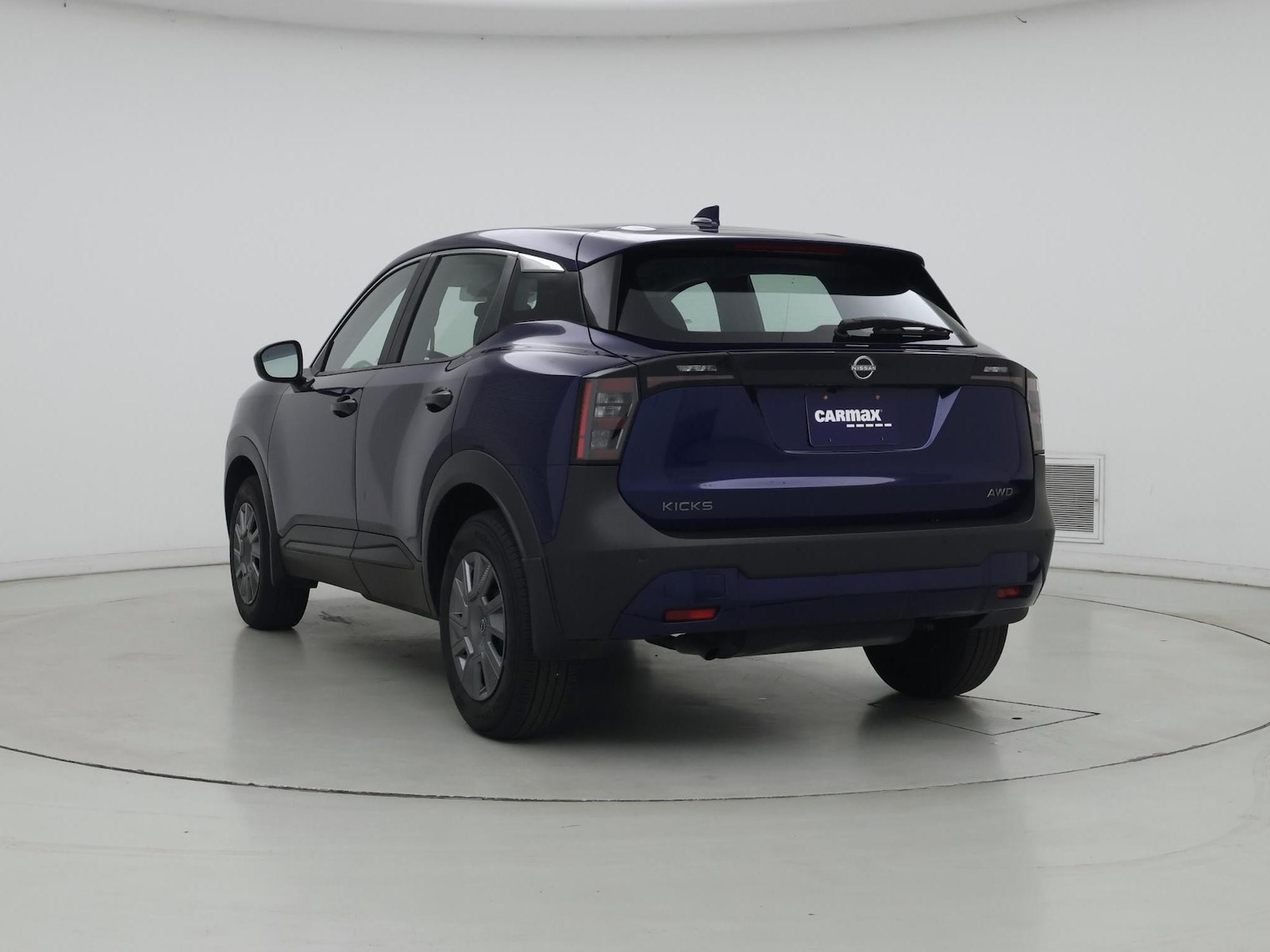 2025 Nissan Kicks S AWD - Photo 3
