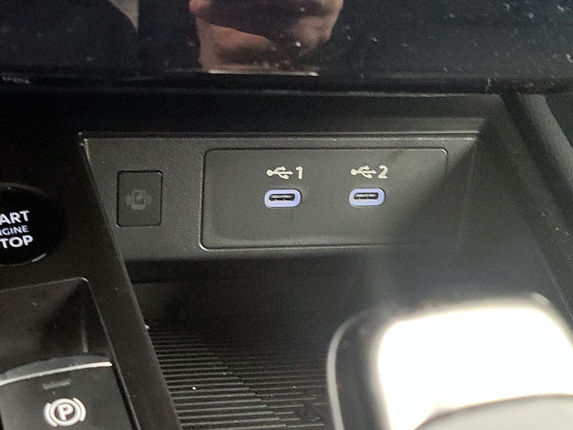 Thumbnail: 2025 Nissan Kicks - 18