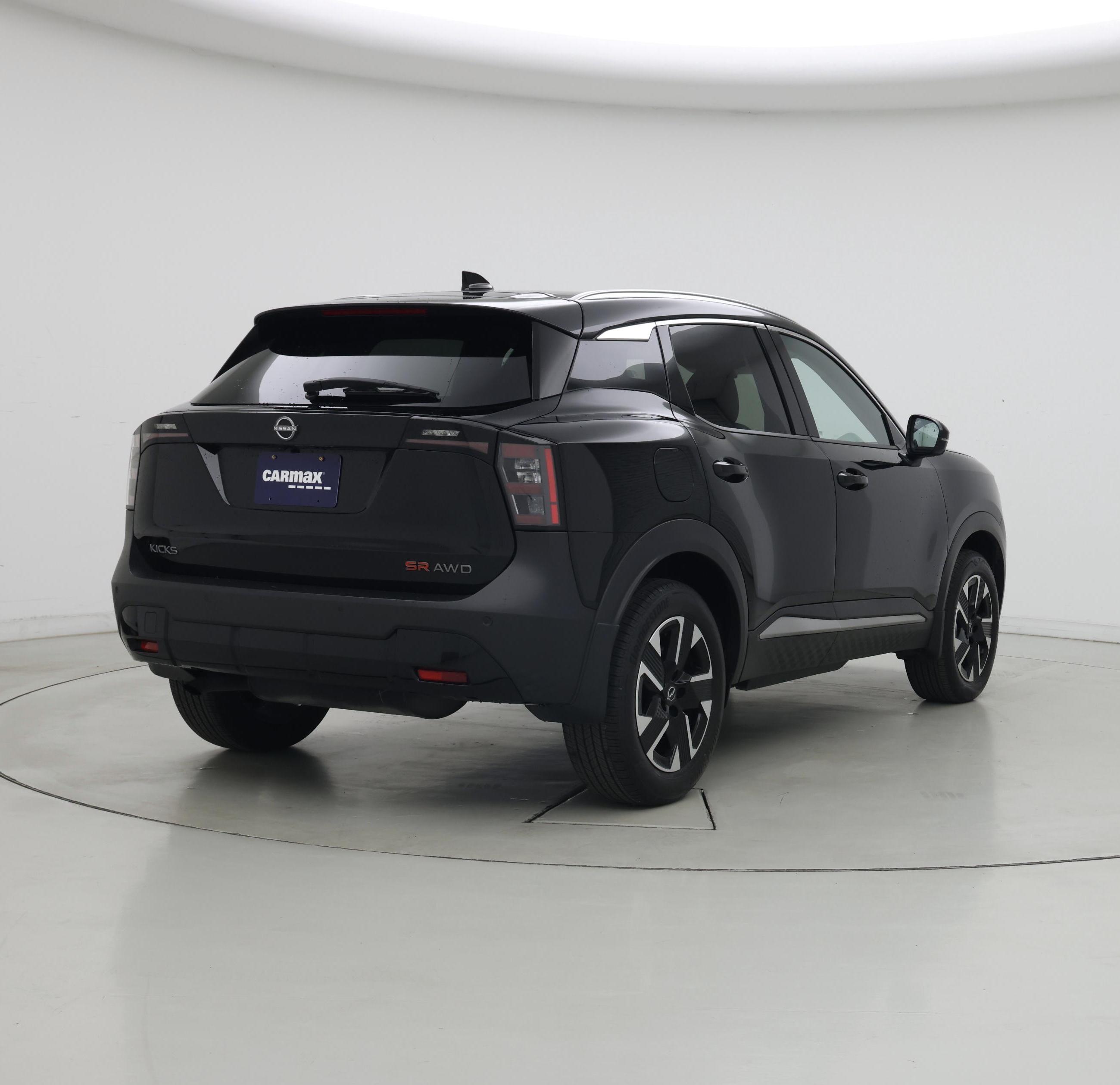 Thumbnail: 2025 Nissan Kicks - 8