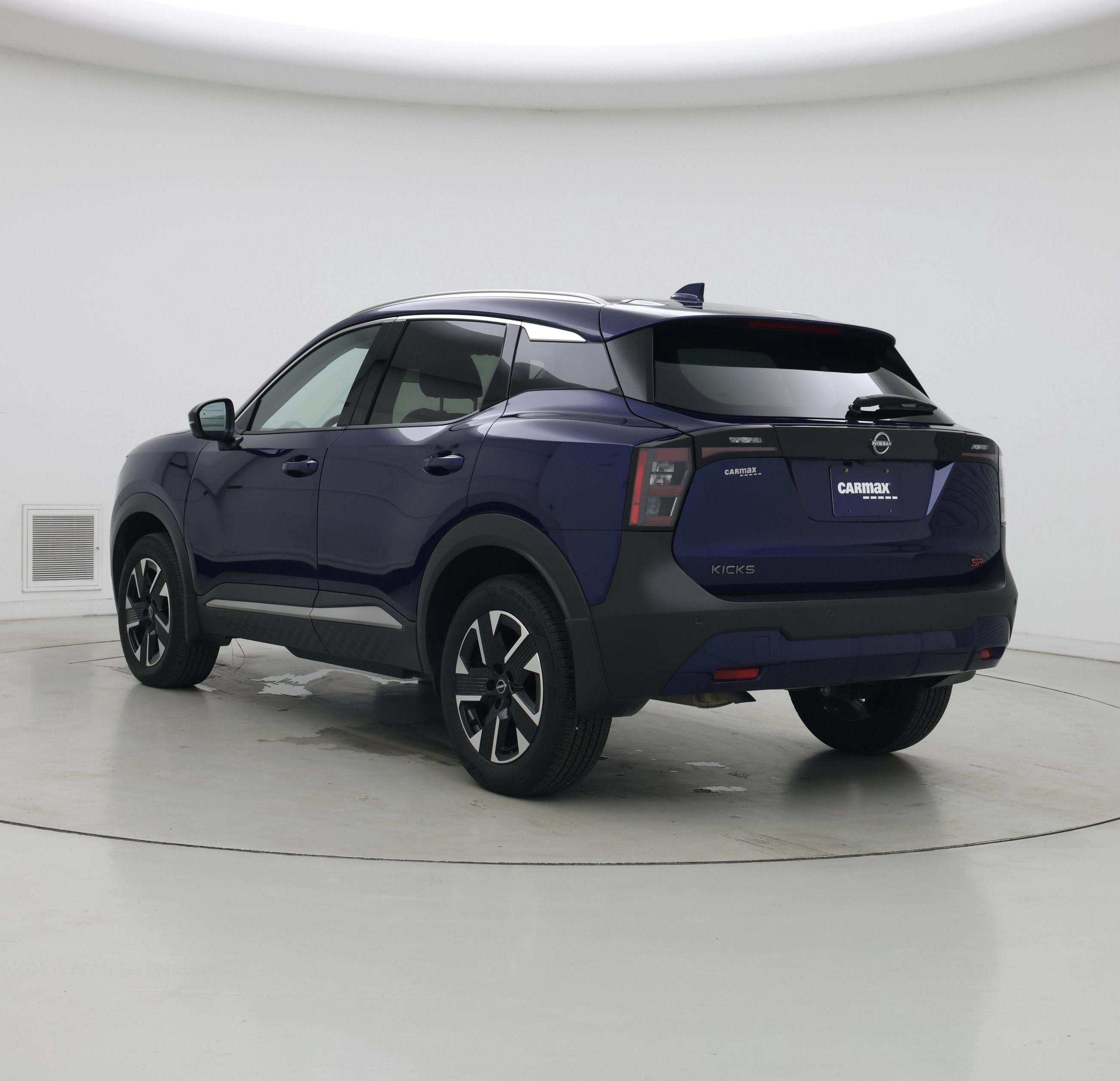Thumbnail: 2025 Nissan Kicks - 2